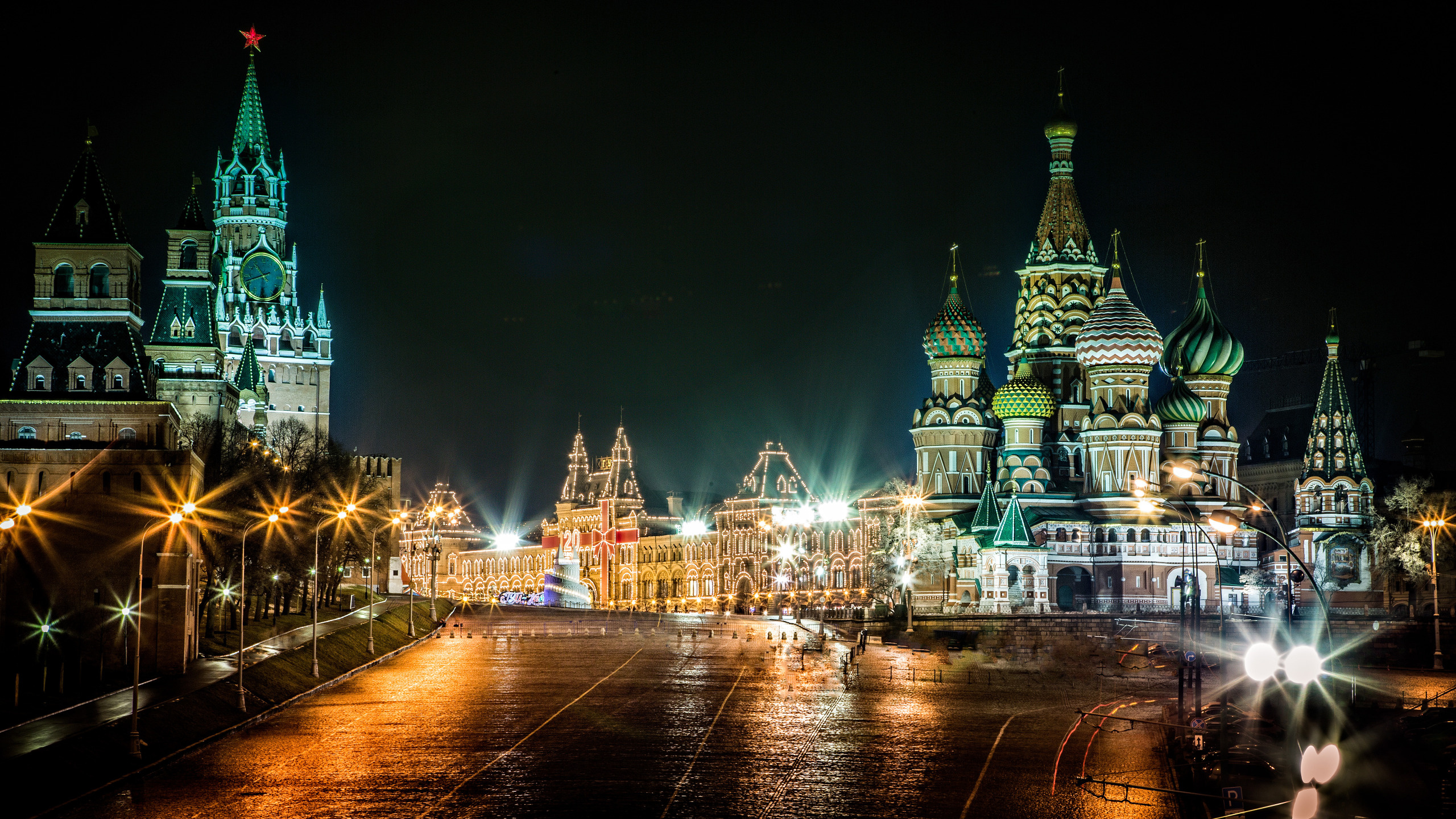 Red Square in Moscow, Iconic landmark, HD wallpapers, Seamless display, 2560x1440 HD Desktop