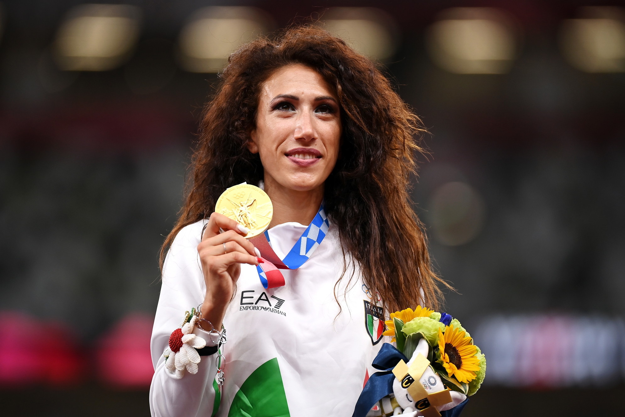 Antonella Palmisano, Tokyo 2020, National anthem, Awards ceremony, 2000x1330 HD Desktop