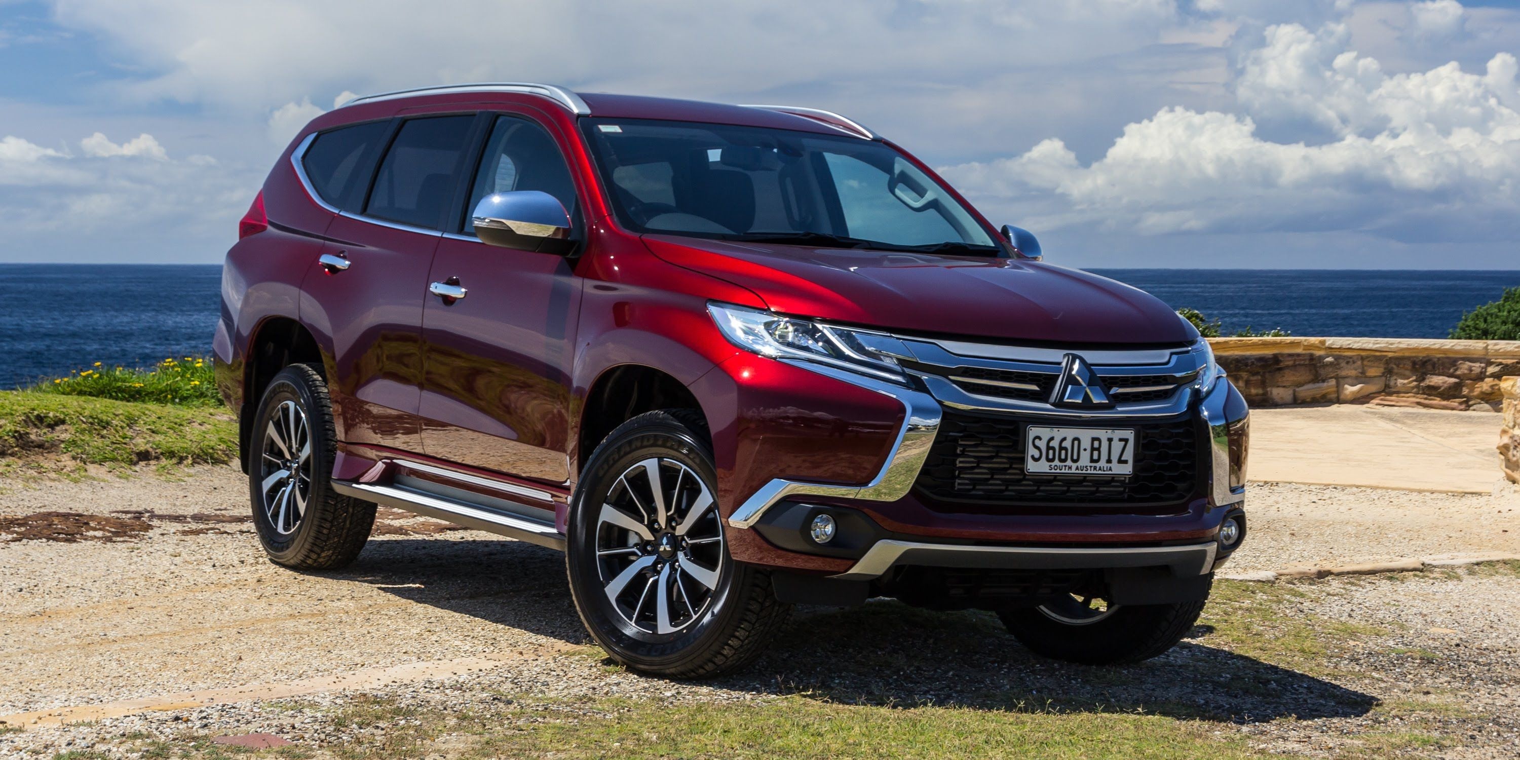 2020 Model, Mitsubishi Pajero Wallpaper, 3000x1500 Dual Screen Desktop