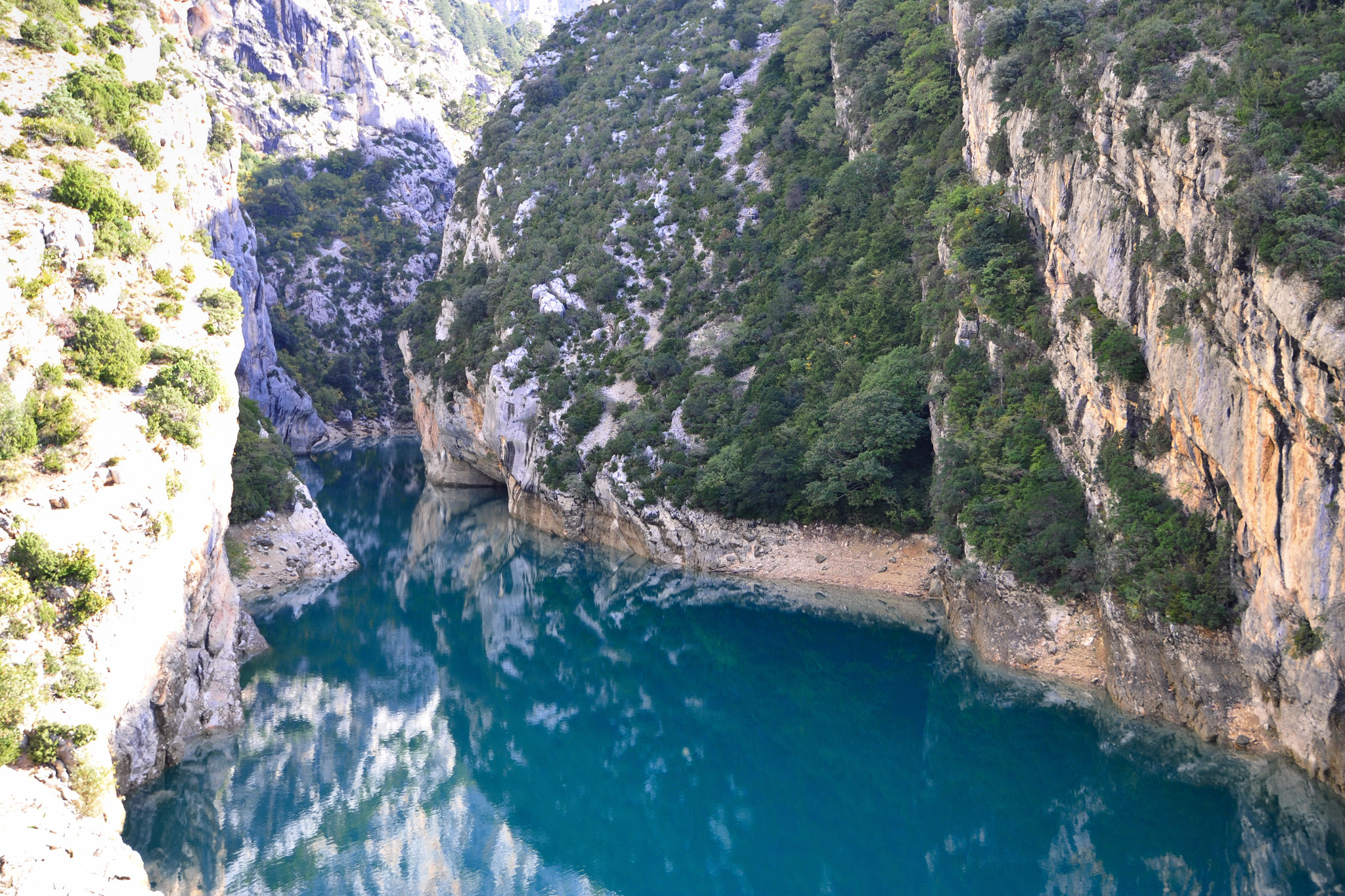 Verdon Regional Park, Canyon in France, Thousand wonders, Travels, 2050x1370 HD Desktop