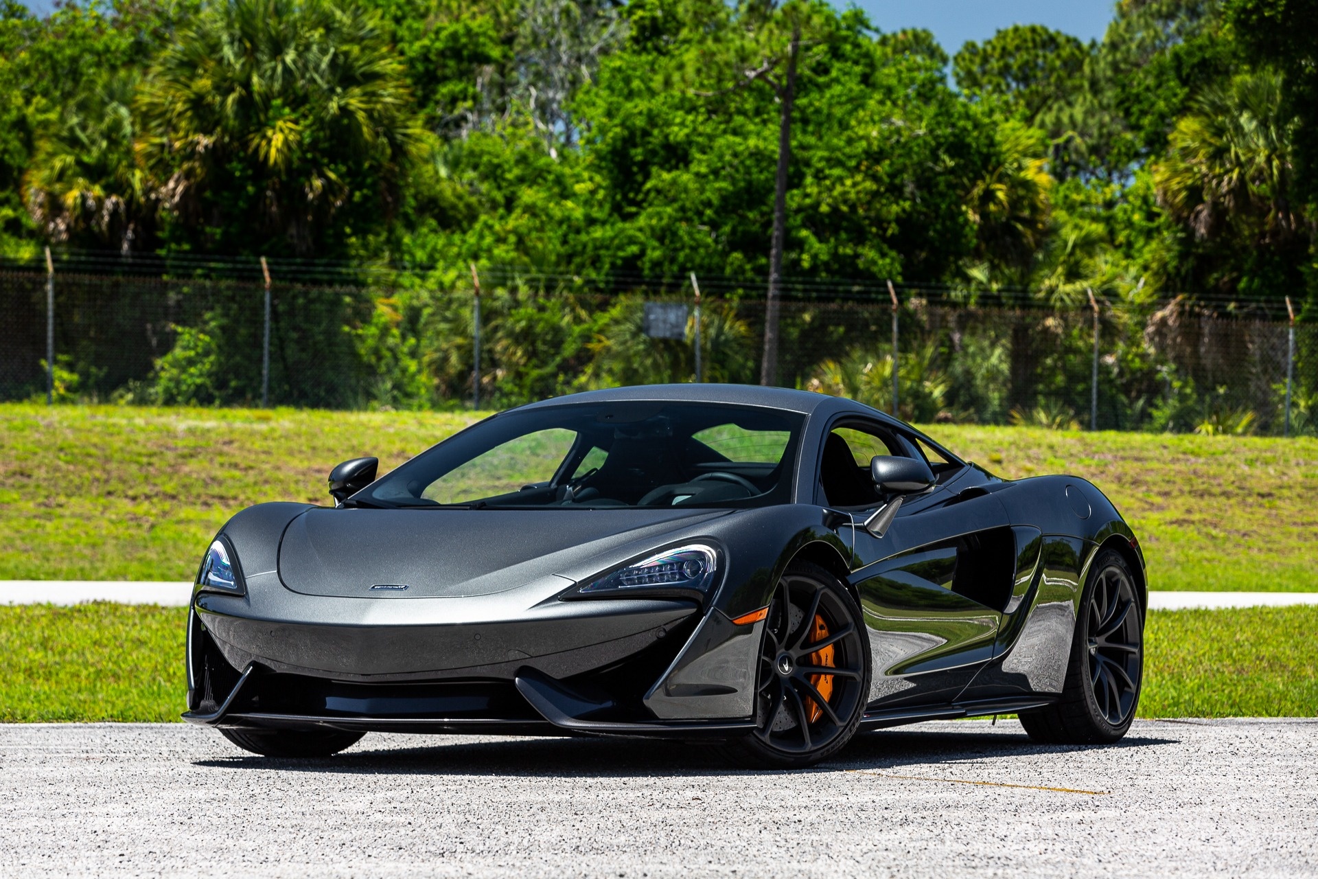 GT Edition, McLaren 570S Wallpaper, 1920x1280 HD Desktop