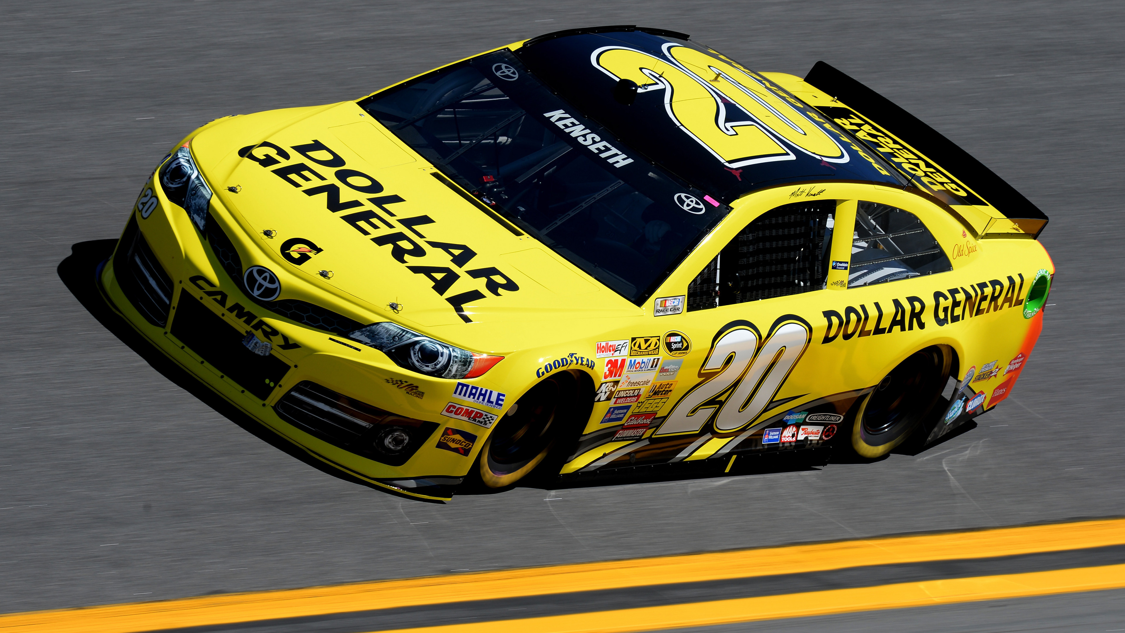 Dollar General Toyota Camry, Matt Kenseth Wallpaper, 3840x2160 4K Desktop