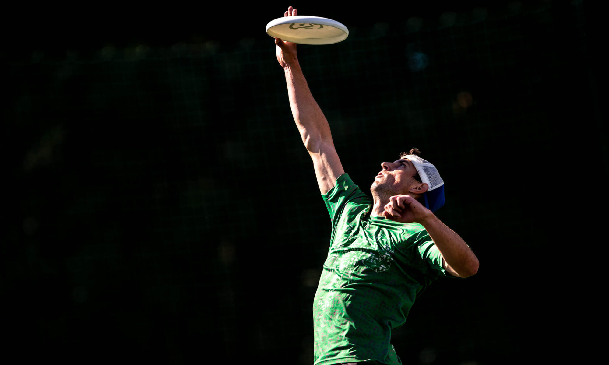 Flying disc sports, Flying ultimate, Junta ultimate frisbee, Prague, 2000x1200 HD Desktop