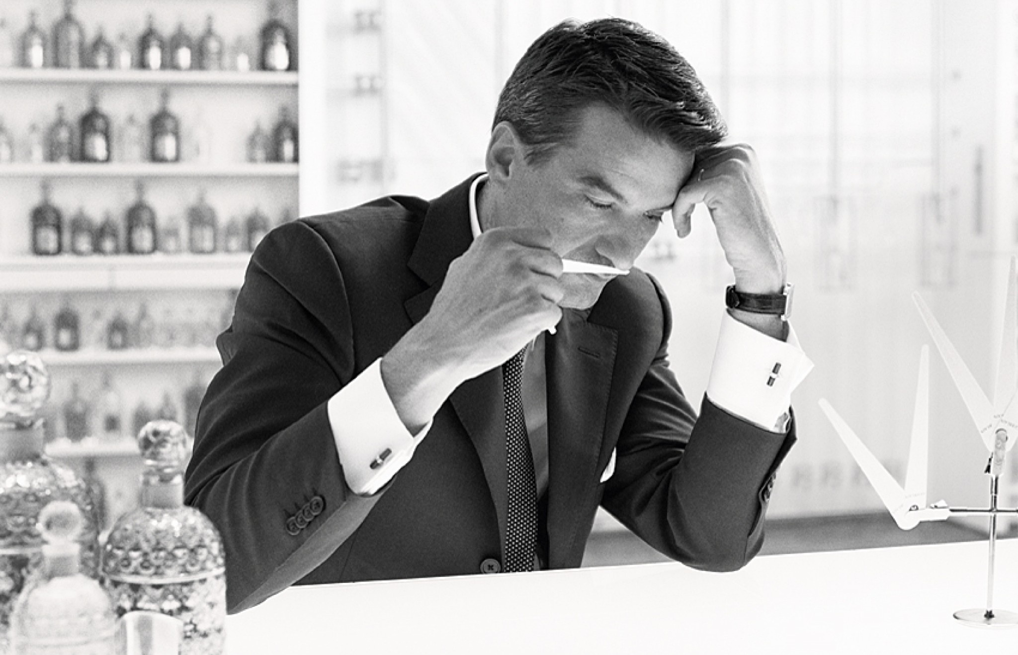 Master perfumer, Thierry Wasser, Guerlain, Glass magazine, 2050x1320 HD Desktop