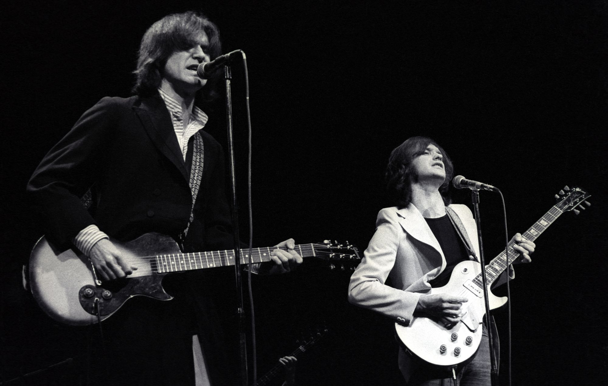 Ray Davies and Dave Davies, The Kinks Wallpaper, 2000x1270 HD Desktop