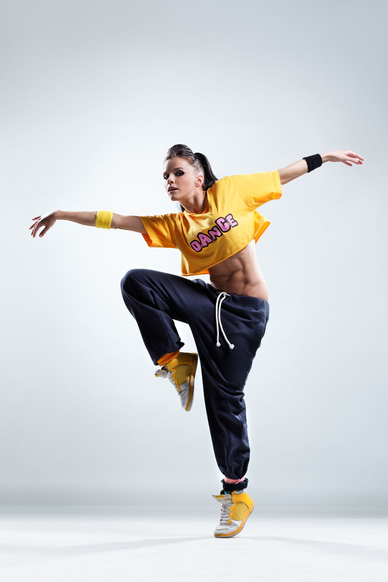 Hip hop dancers, Fashion choices, Street style, Dance poise, 1280x1920 HD Phone