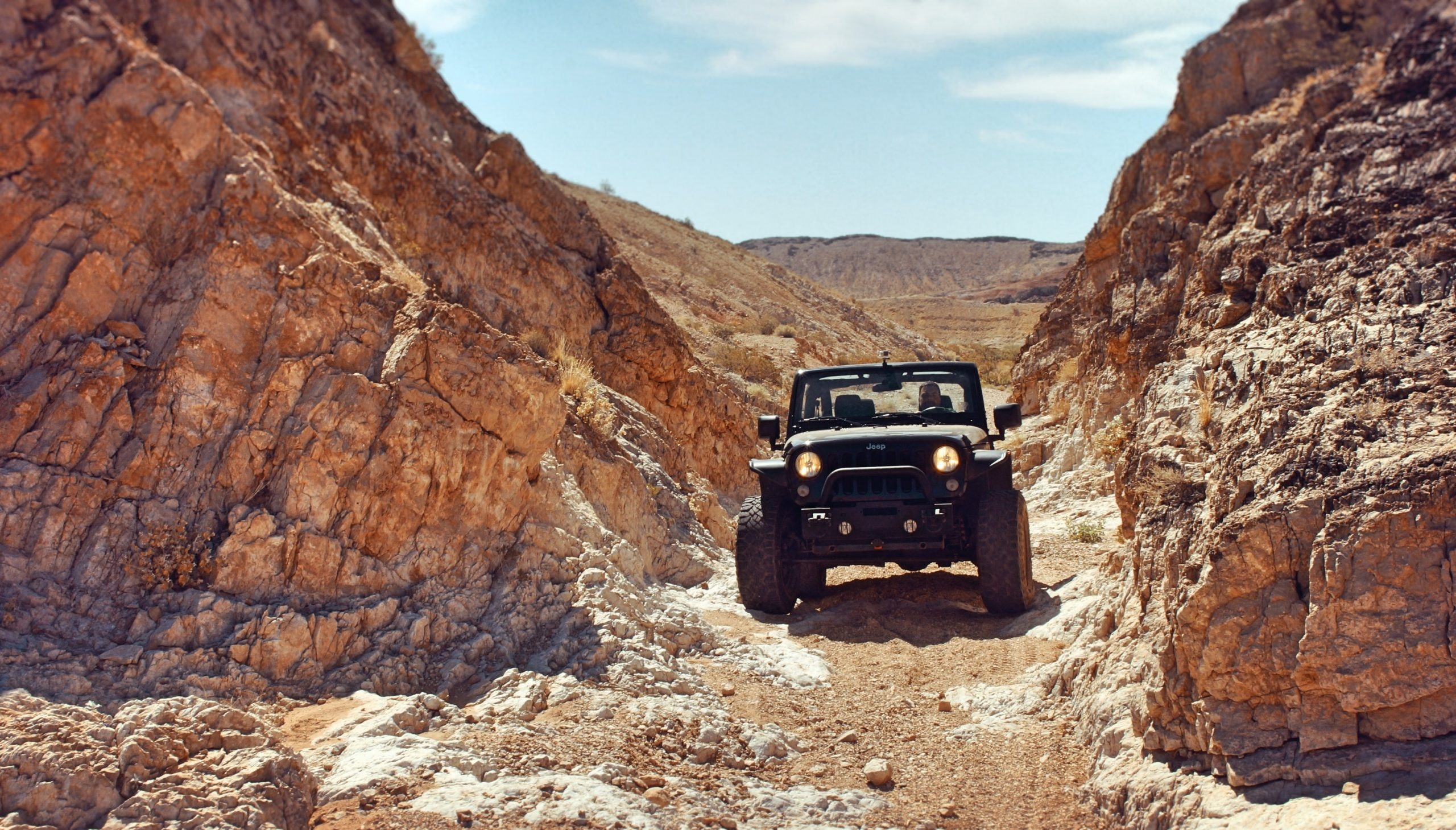 Jeep Wrangler JK, Off-road Driving Wallpaper, 2560x1460 HD Desktop