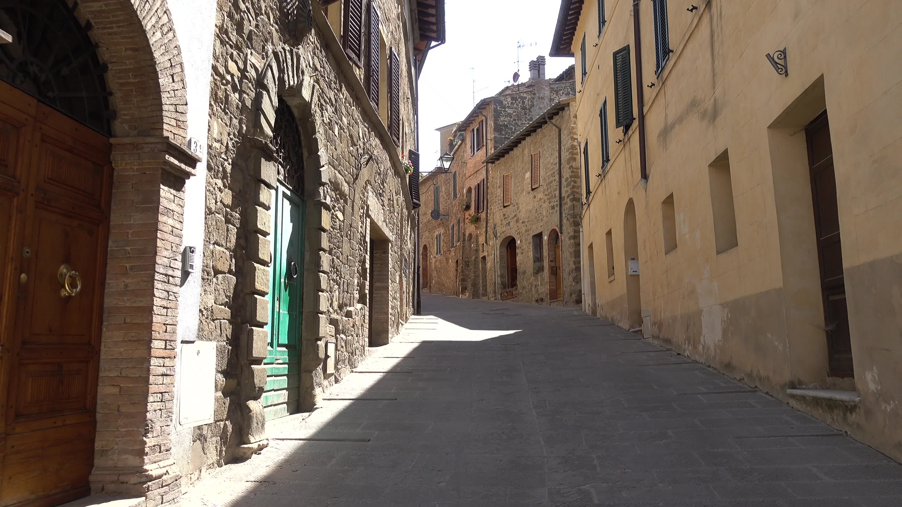 Tuscany village alleys, Cobblestone streets, Old-world charm, Italian countryside, 3840x2160 4K Desktop