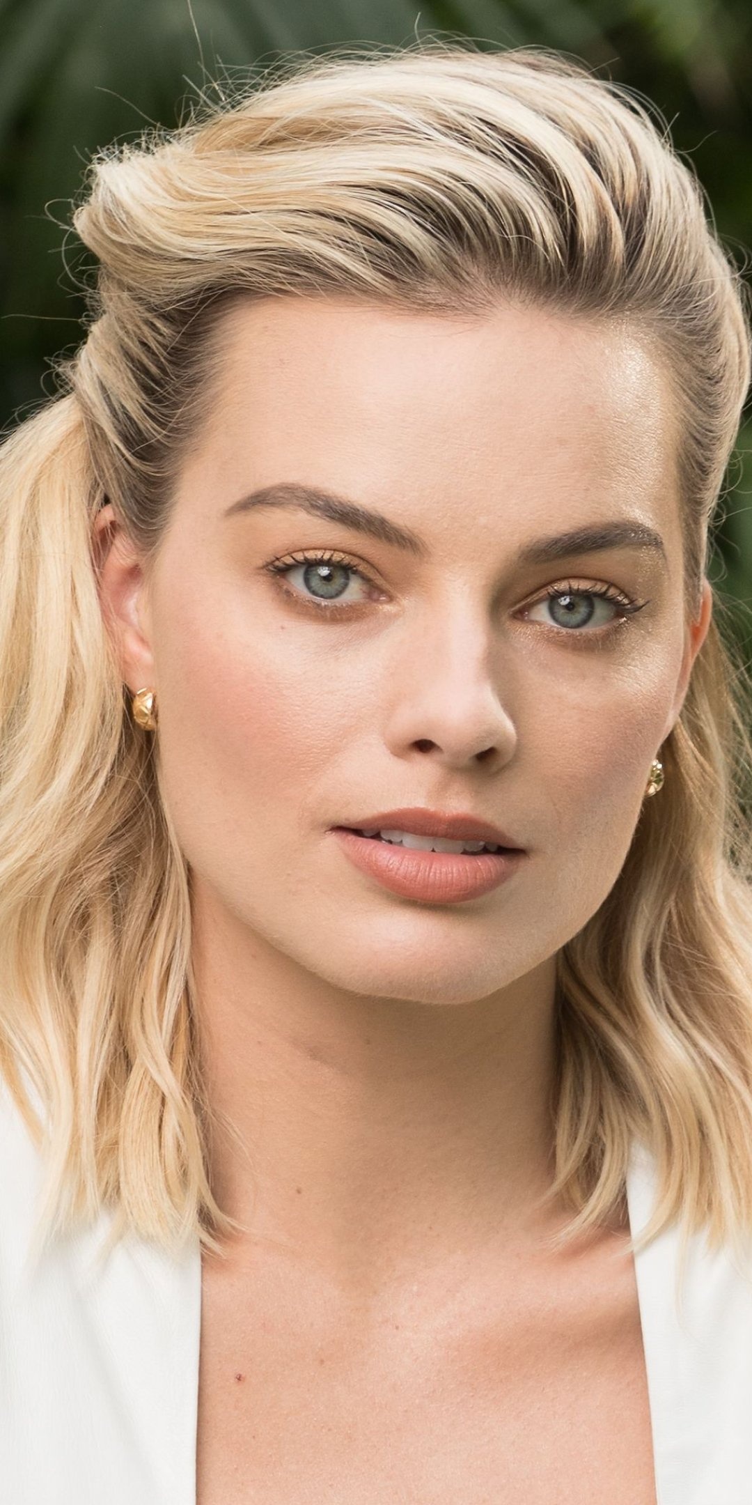 Margot Robbie, Celebrity, Top star, 1080x2160 HD Phone