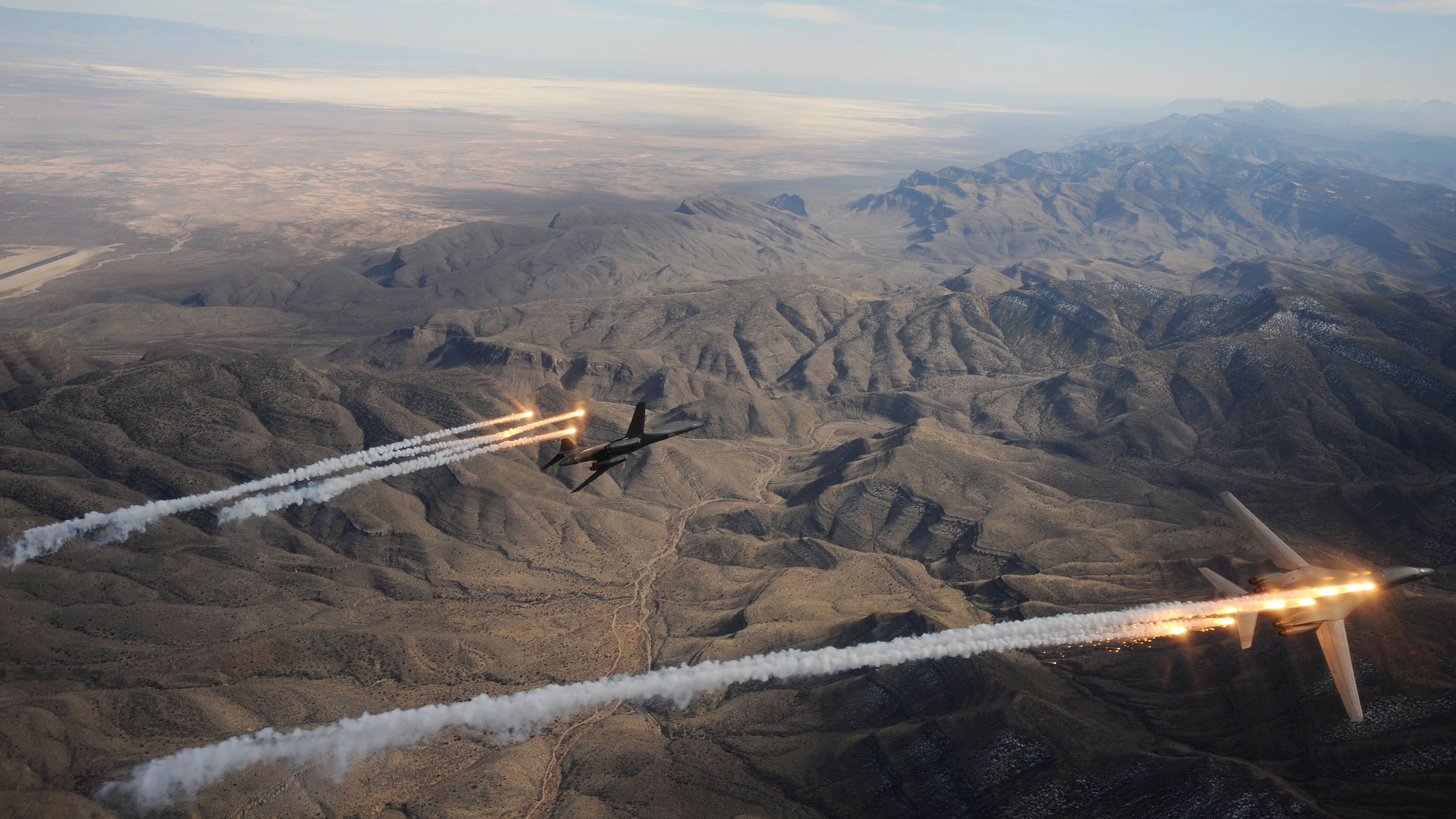 Rockwell B-1 Lancer, rockwell b 1 lancerr, fighter aircraft, us air force, 3840x2160 4K Desktop