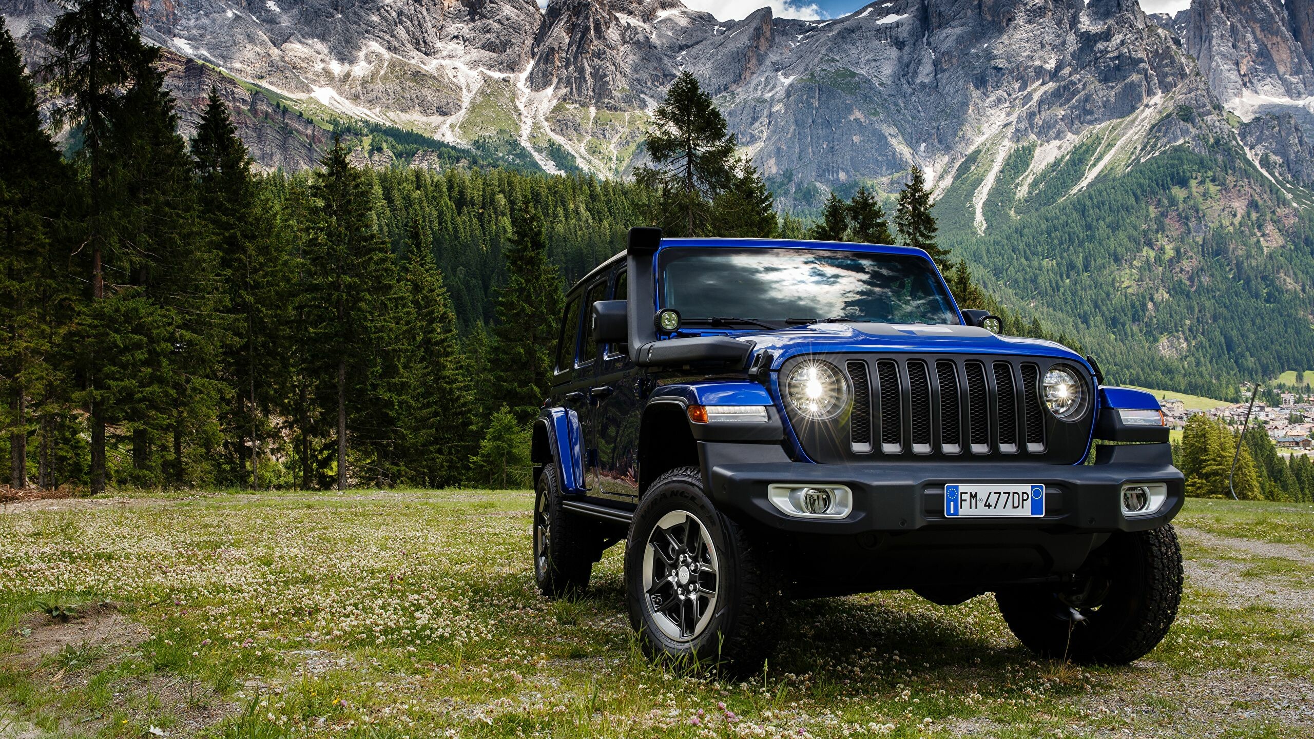 Blue Jeep, Aesthetic appeal, Eye-catching color, Adventure companion, 2560x1440 HD Desktop