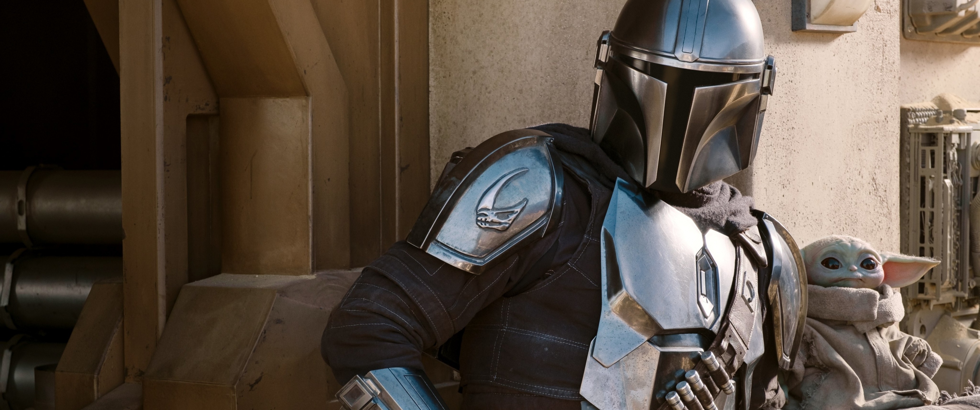 Silver armor Mandalorian, 4K wallpaper, Season 2, Visual masterpiece, 3440x1440 Dual Screen Desktop