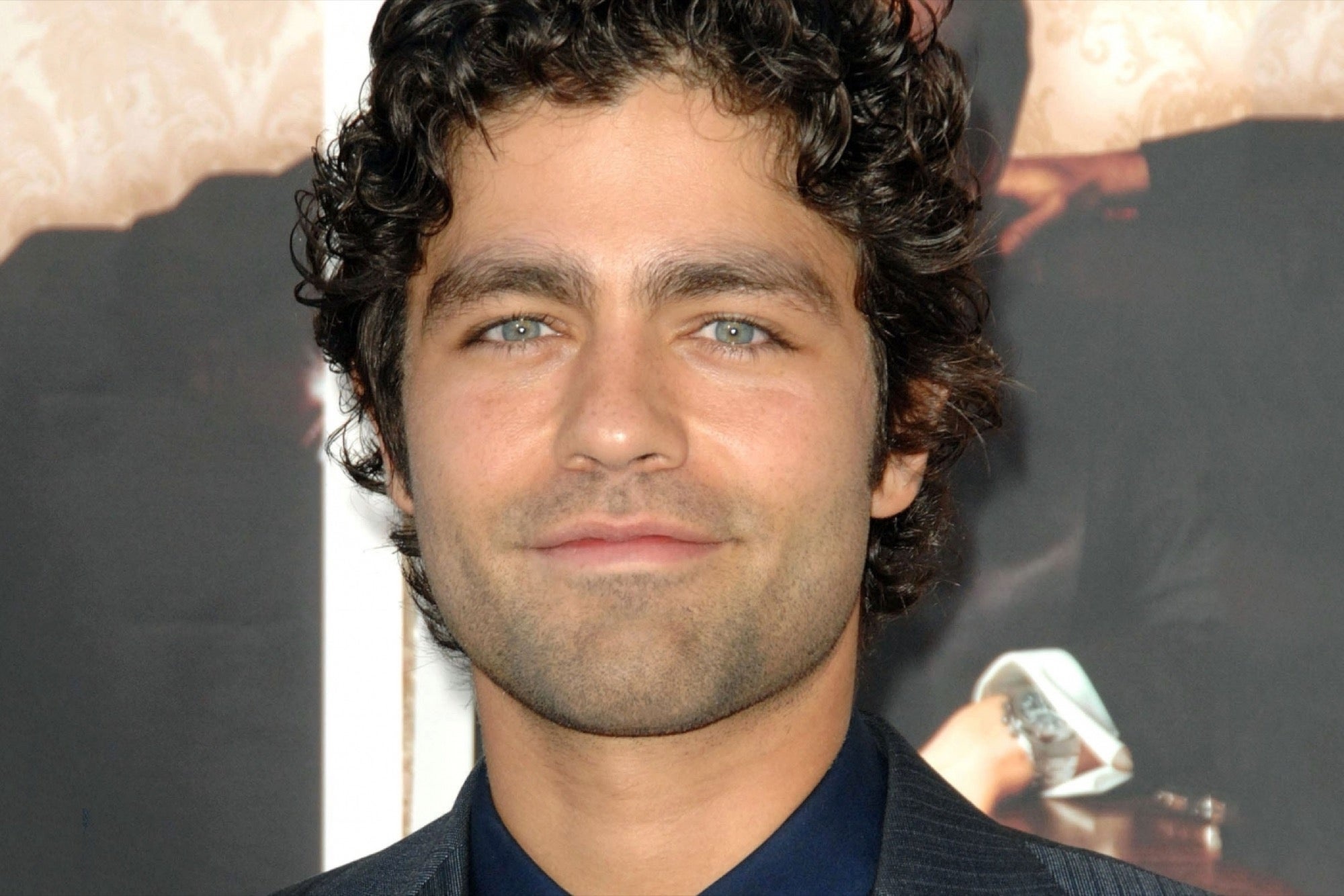 Adrian Grenier, Social entrepreneurship, Actor, Buzzword, 2000x1340 HD Desktop