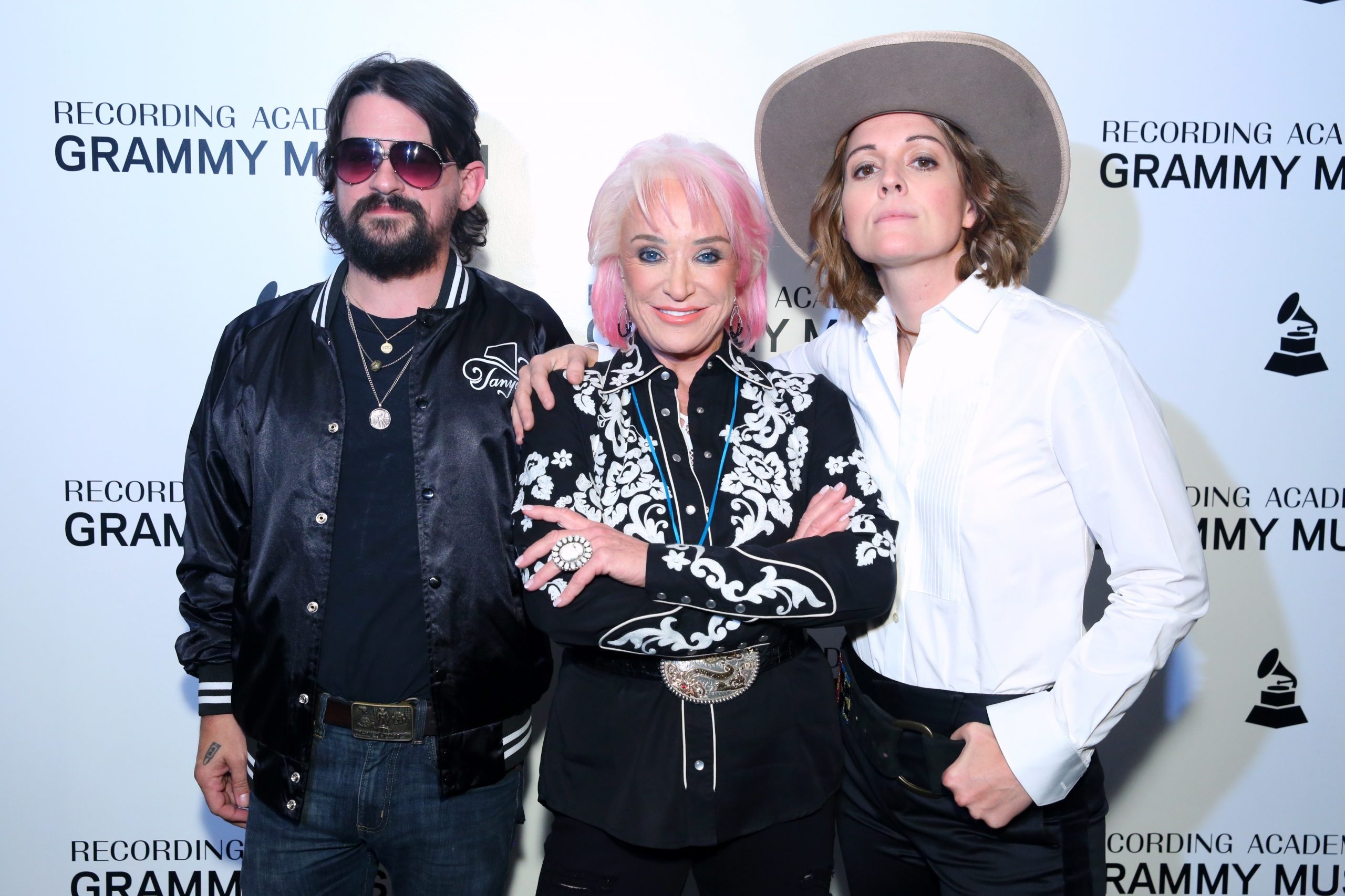 Tanya Tucker, Brandi Carlile, Collaborative album, Music production, 2560x1710 HD Desktop