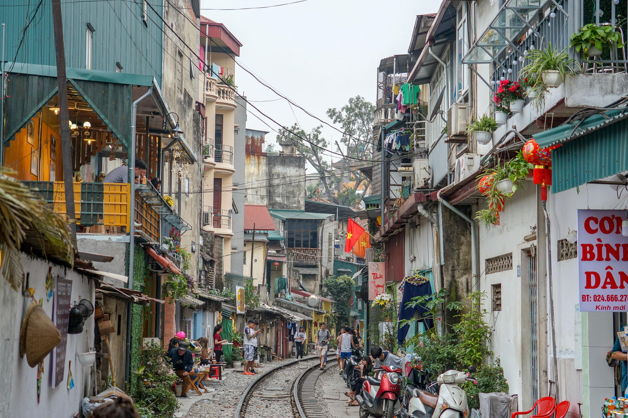 Hanoi must-dos, Vietnam sunset, 2050x1370 HD Desktop