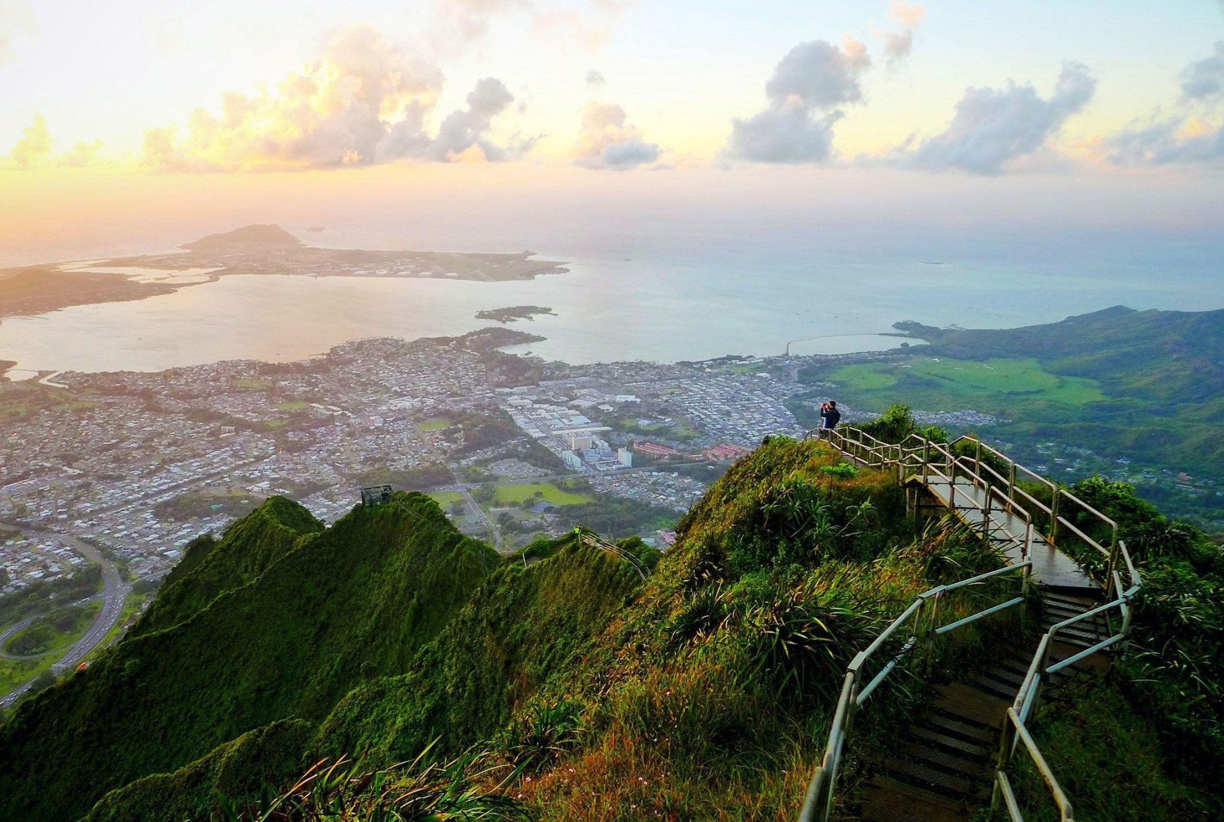 Haiku Hawaii, Stairway to heaven, Wallpapers, 2410x1620 HD Desktop