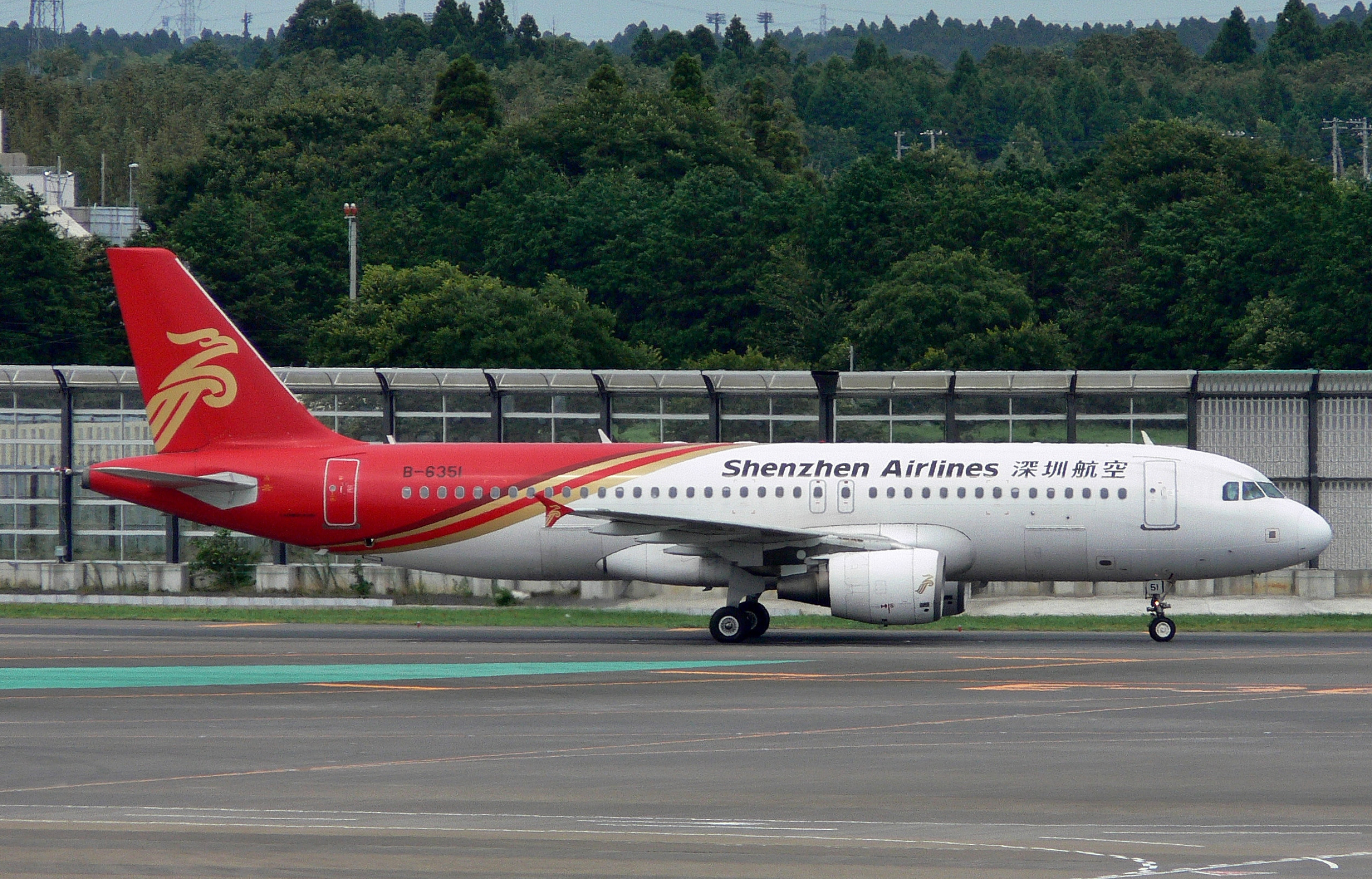 Shenzhen Airlines, Expanding network, Chinese aviation, Efficient travel, 2810x1800 HD Desktop