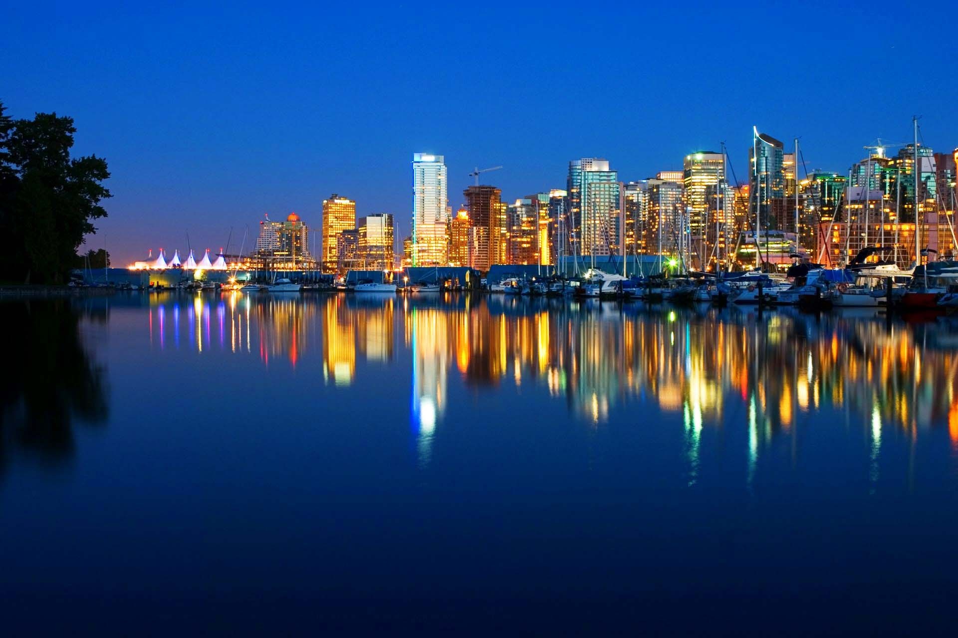 Beautiful Vancouver BC wallpaper, Captivating cityscapes, Canadian travel destination, Picturesque views, 1920x1280 HD Desktop