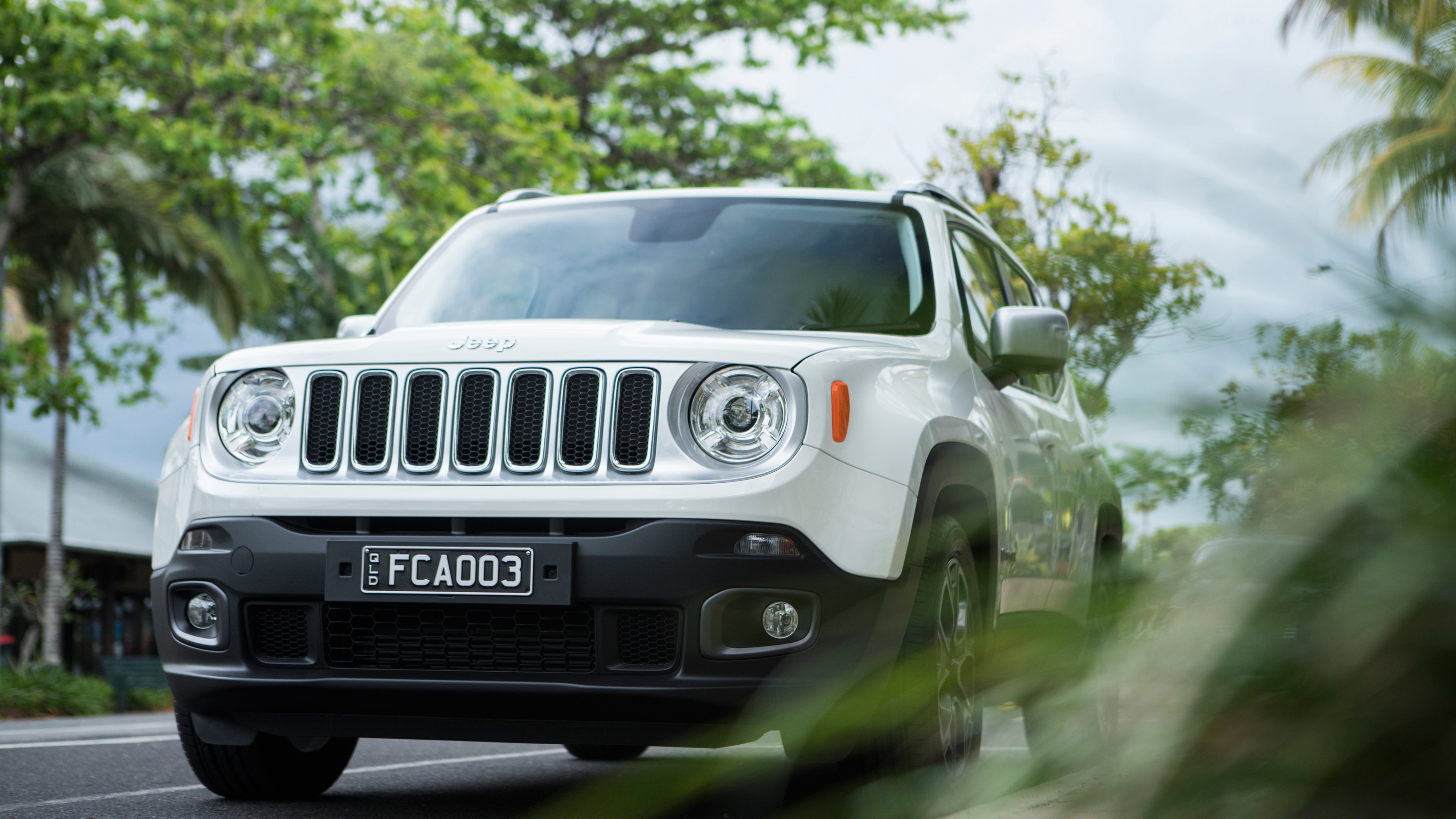 Jeep Renegade, Limited edition, White SUV, Cars & bikes, 3840x2160 4K Desktop