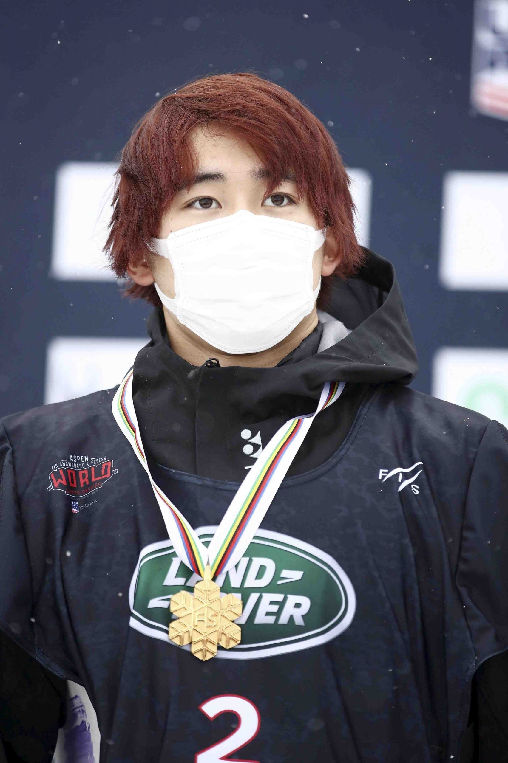 Medal, Yuto Totsuka Wallpaper, 1710x2560 HD Phone