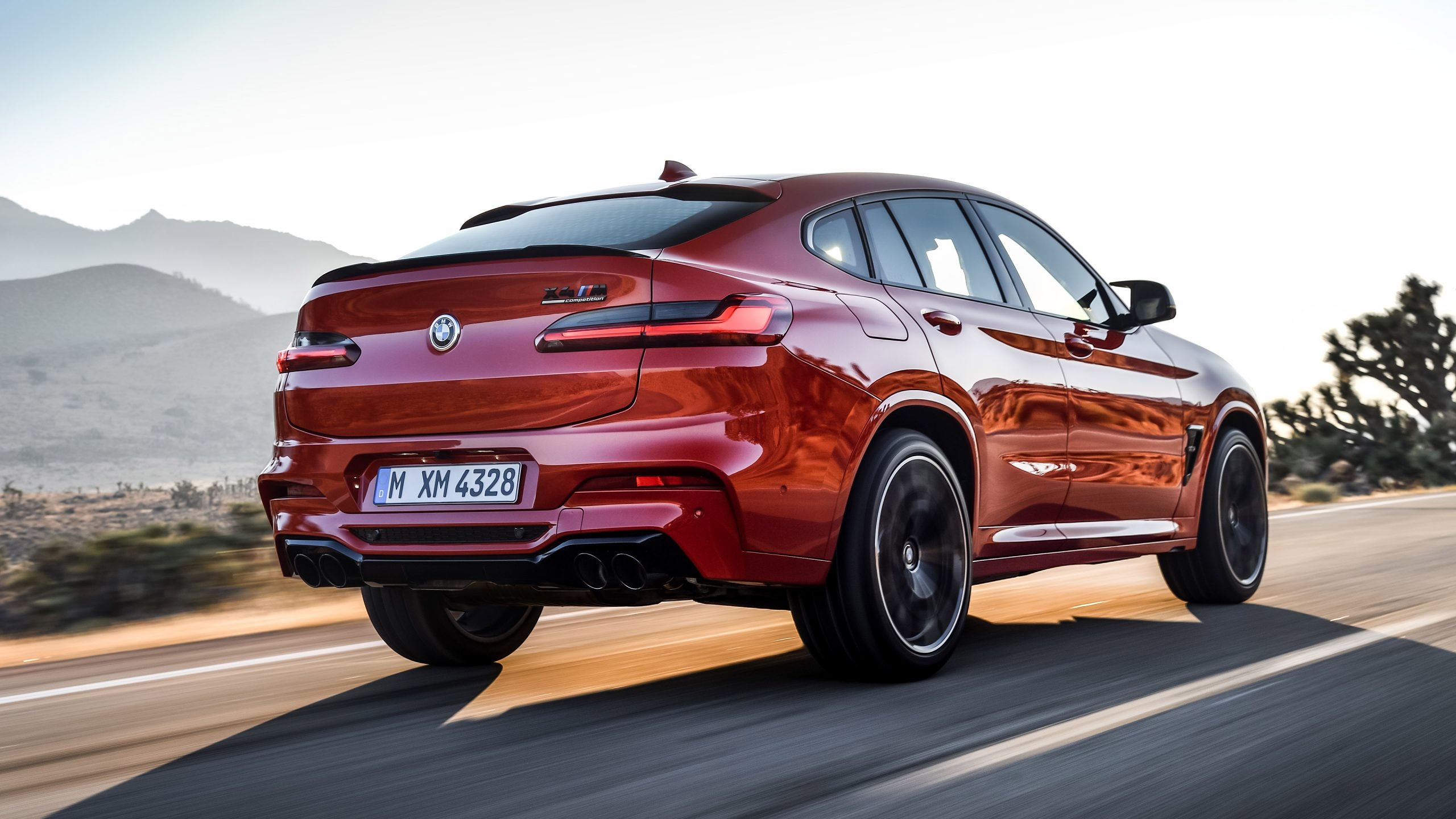 2020 BMW X4 M Competition, High-performance SUV, 2560x1440 HD Desktop