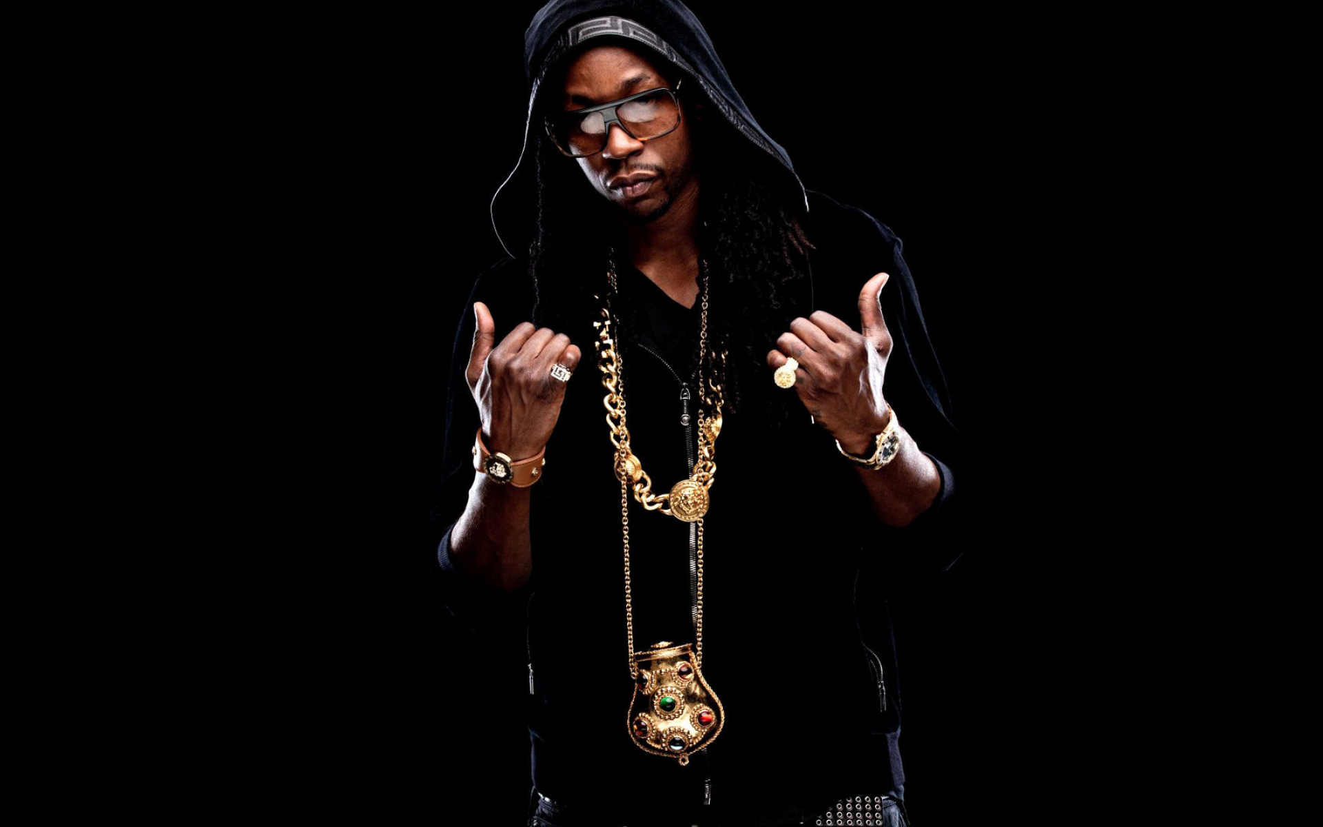 2 Chainz, Vibrant wallpaper, Zoey Simpson's post, Rapper's essence, 1920x1200 HD Desktop