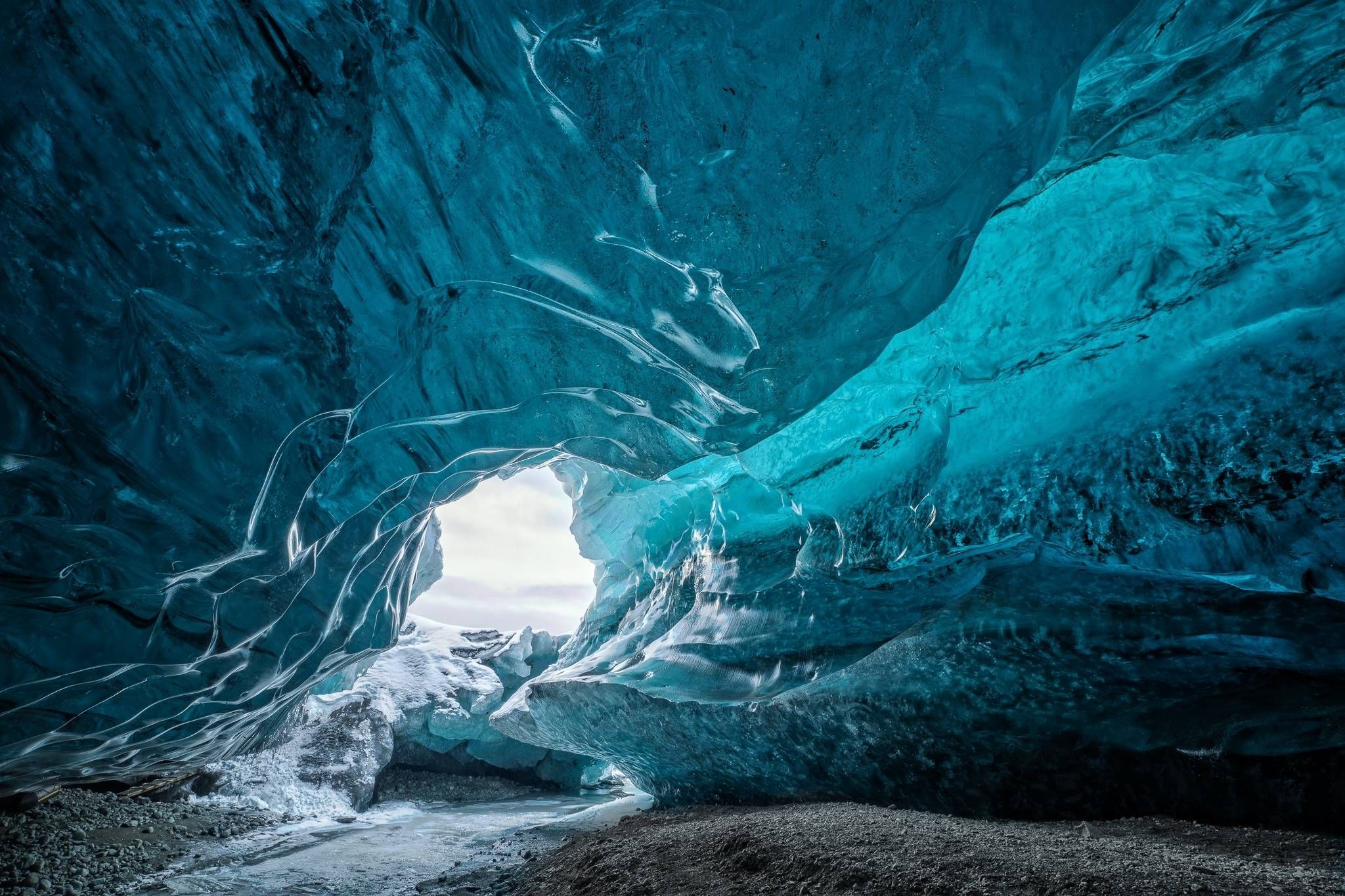 Mendenhall Glacier, Ice Cave Wallpaper, 2050x1370 HD Desktop