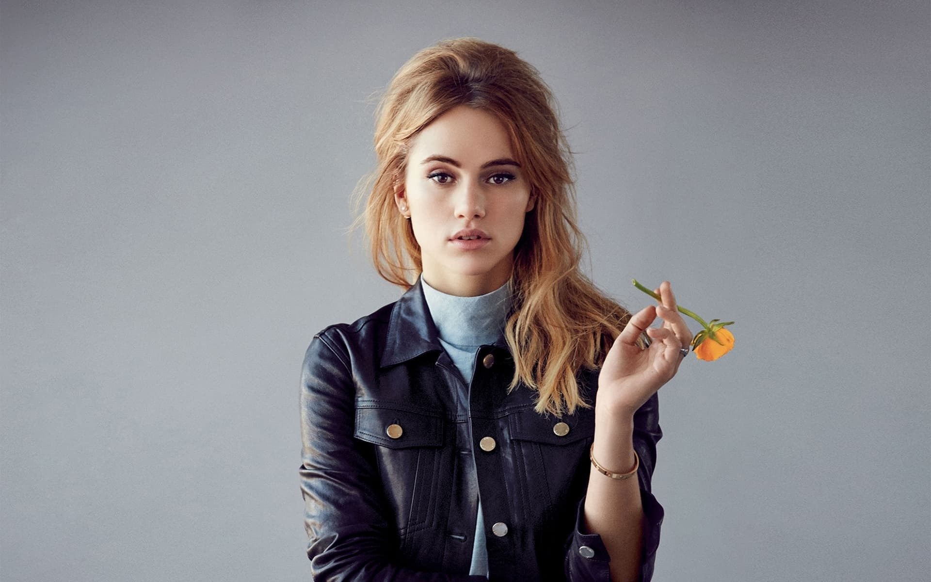 Suki Waterhouse, Fashion denim jacket, 1920x1200 HD Desktop