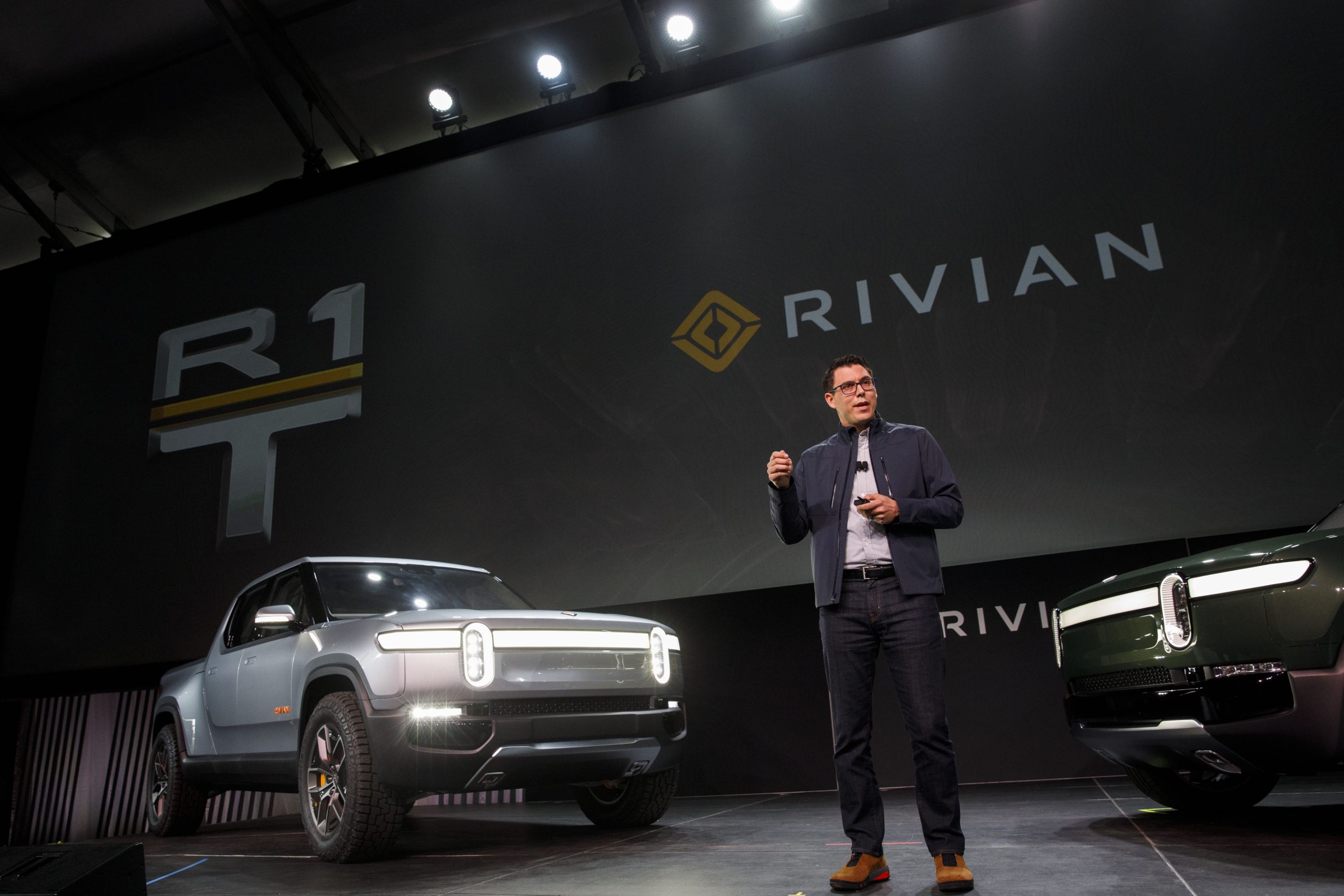 Presentation, Rivian Automotive Wallpaper, 2880x1920 HD Desktop