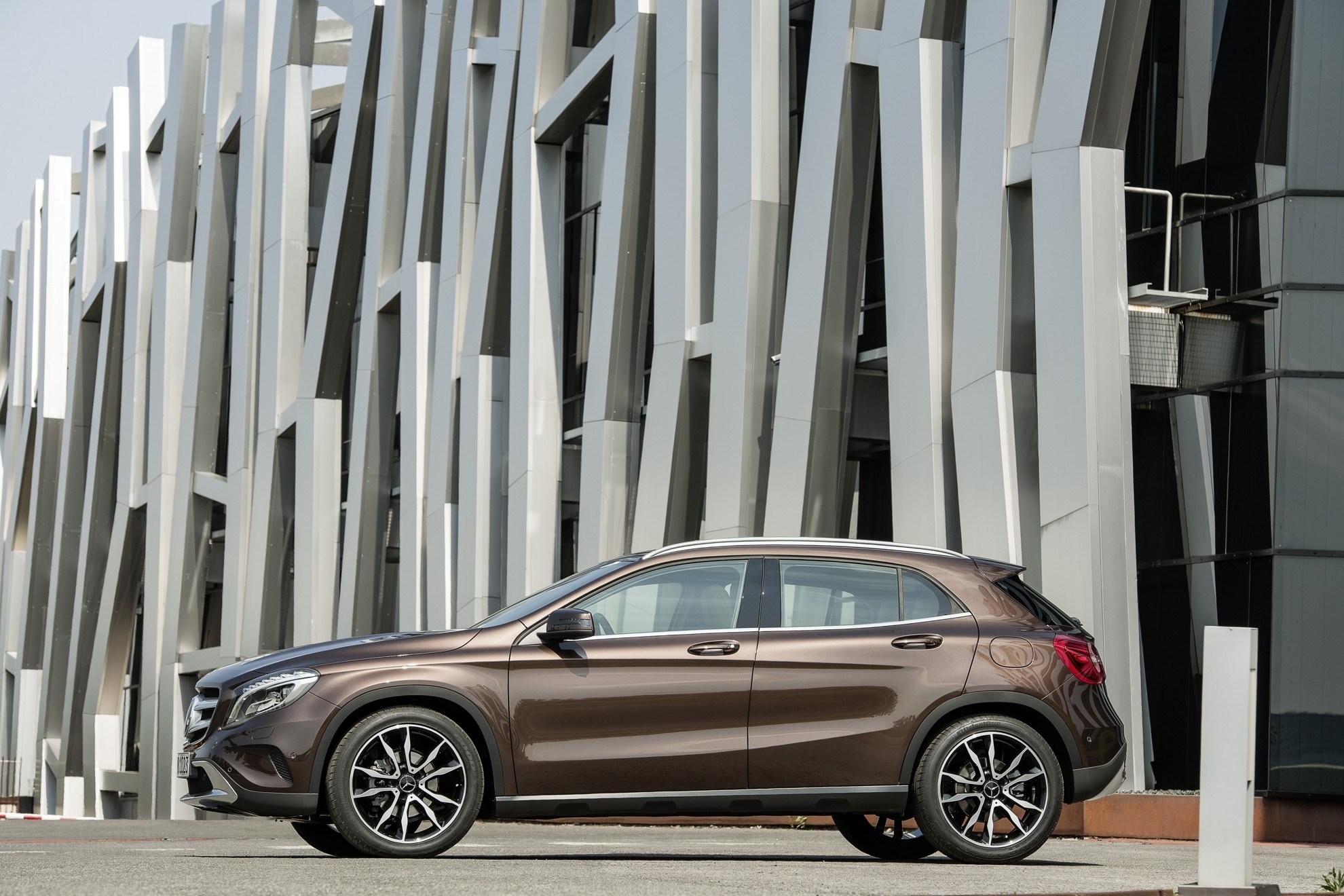 Mercedes-Benz GLA, New model, Sexy, 1980x1320 HD Desktop