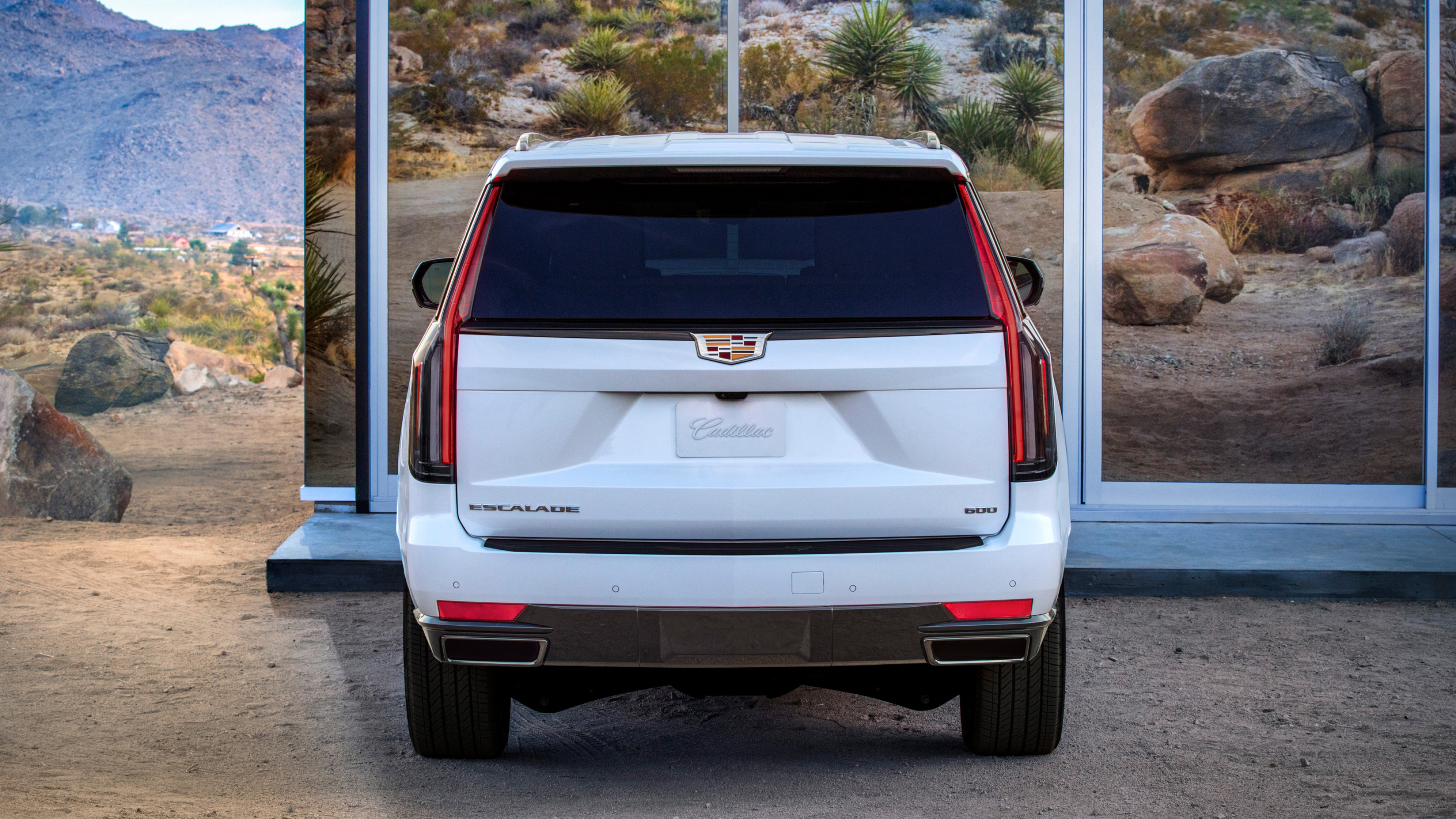 Platinum Sport 600 Rear View, Cadillac Escalade Wallpaper, 3840x2160 4K Desktop