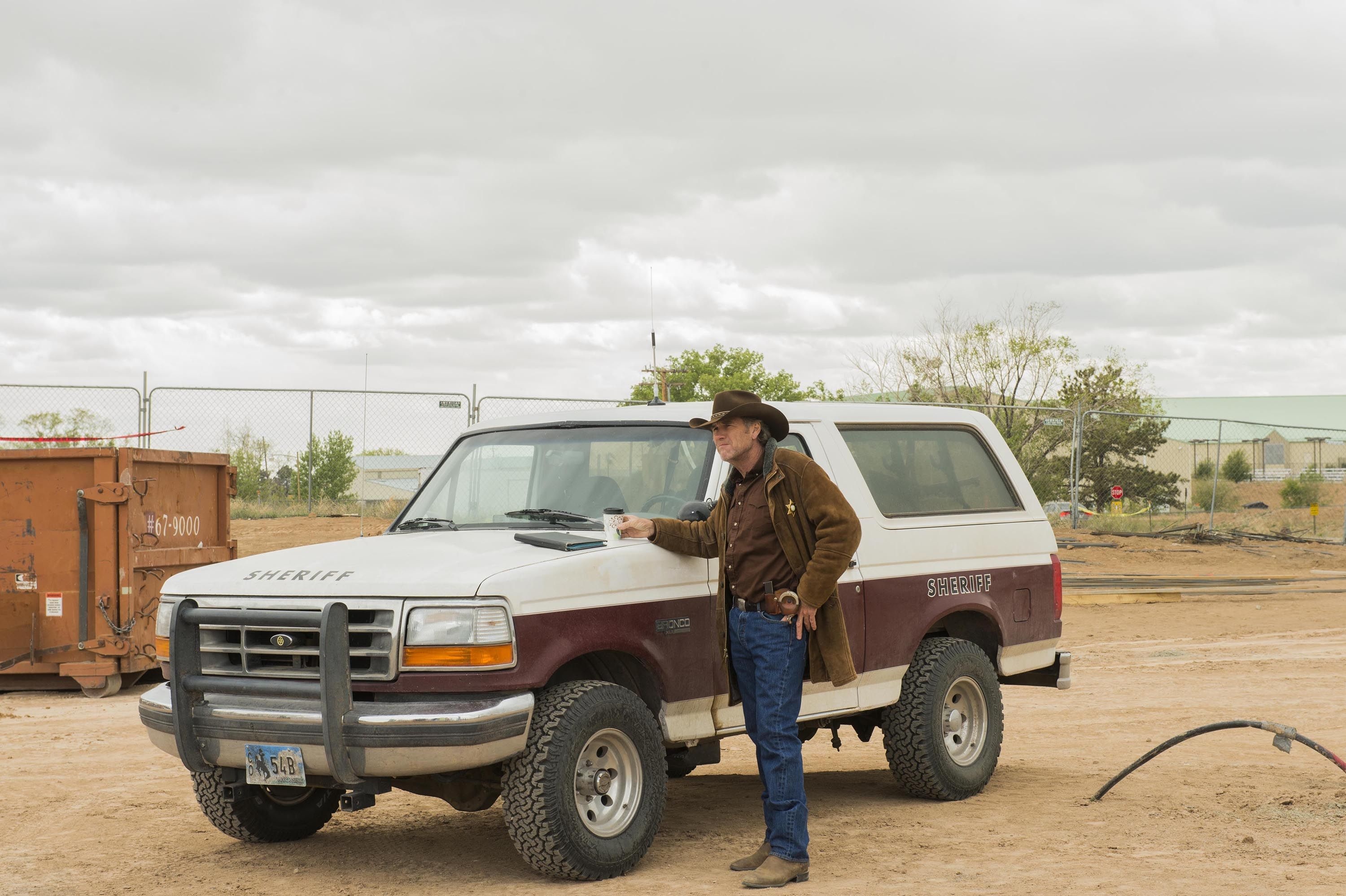 Longmire TV Series, Western crime drama, Riveting performances, Captivating storylines, 3000x2000 HD Desktop