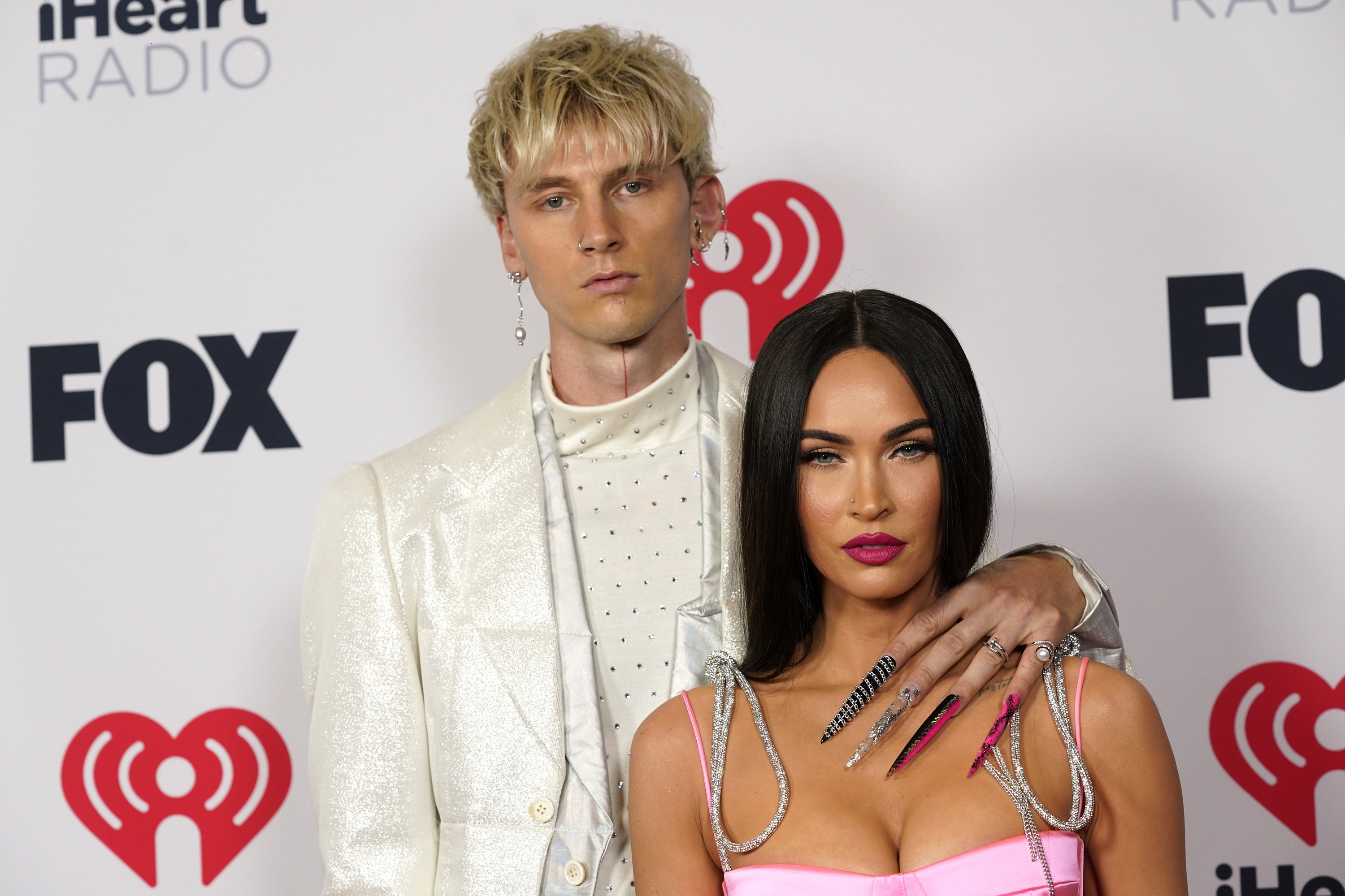 Megan Fox, Machine Gun Kelly, Engagement, Announcement, 3000x2000 HD Desktop