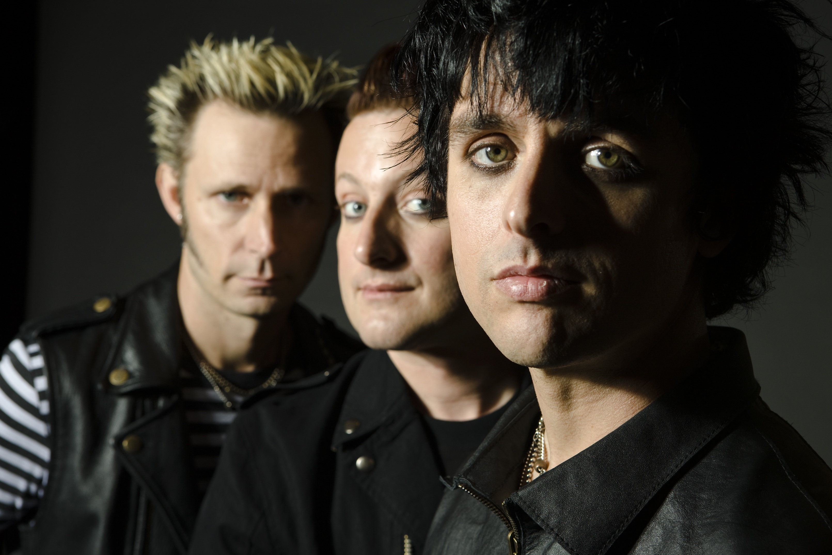 Green Day When September Ends, Chart-topping song, Music Charts Magazine feature, Notable hit, 3230x2150 HD Desktop