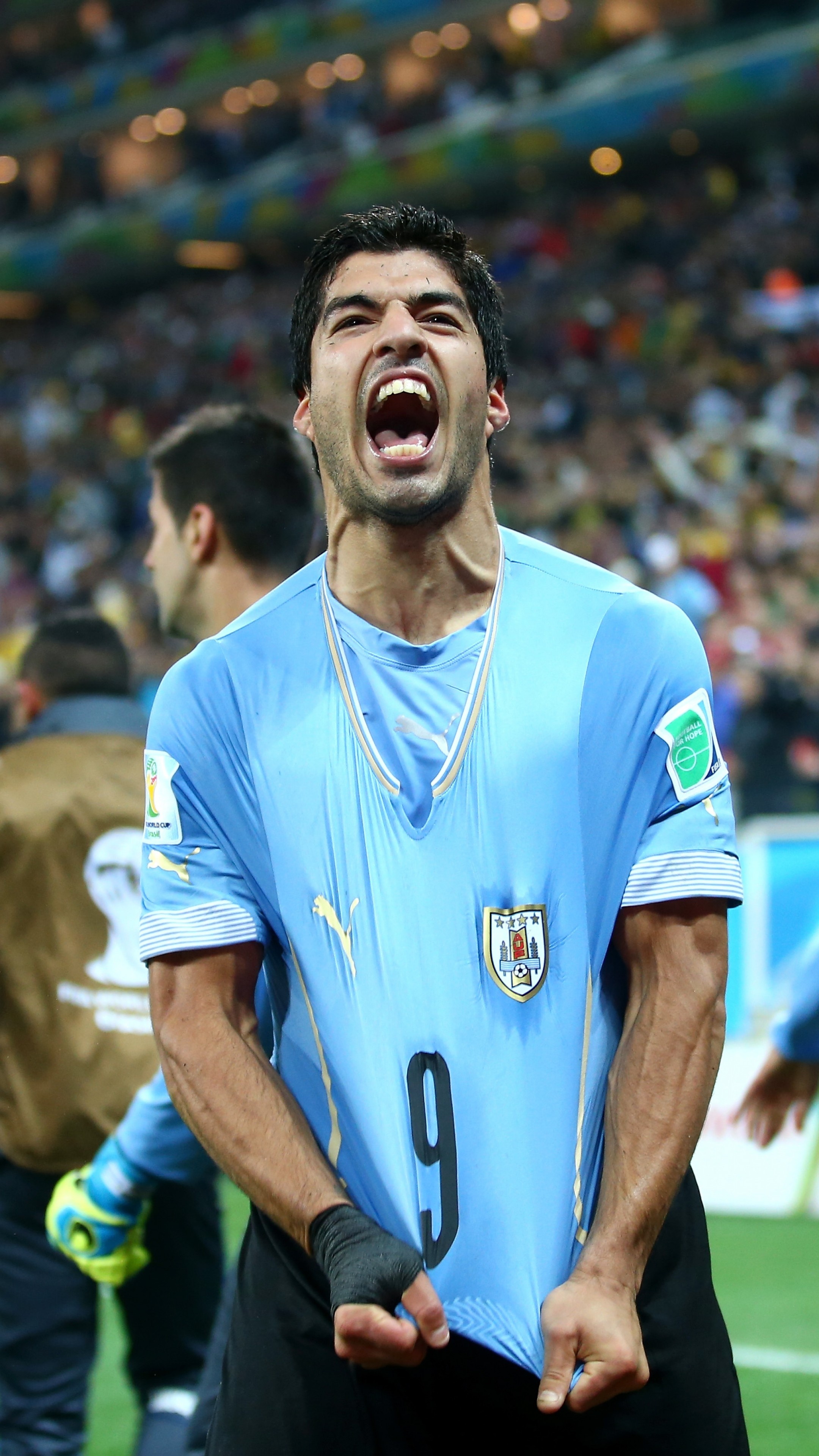 Luis Suarez, Football player, FIFA best players, Barcelona striker, 2160x3840 4K Phone