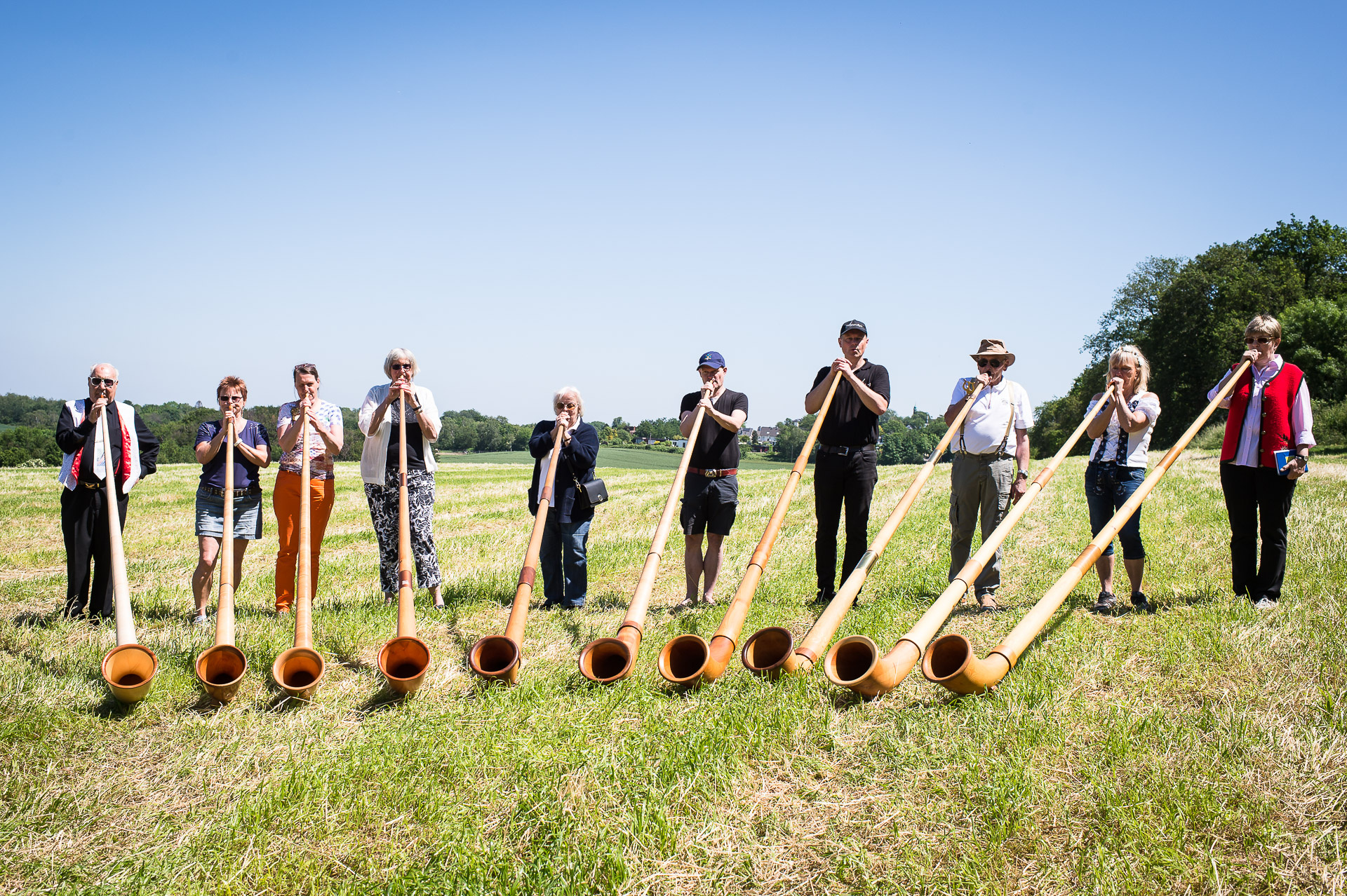 Fototagebuch 23 woche, Lichtbild hamm, Alphorn experience, Swiss customs, 1920x1280 HD Desktop