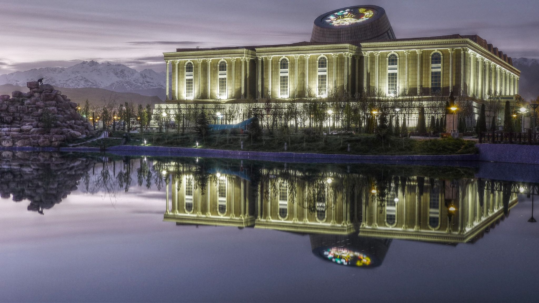 Dushanbe, Tajikistan National Museum, Dushanbe, 2050x1160 HD Desktop