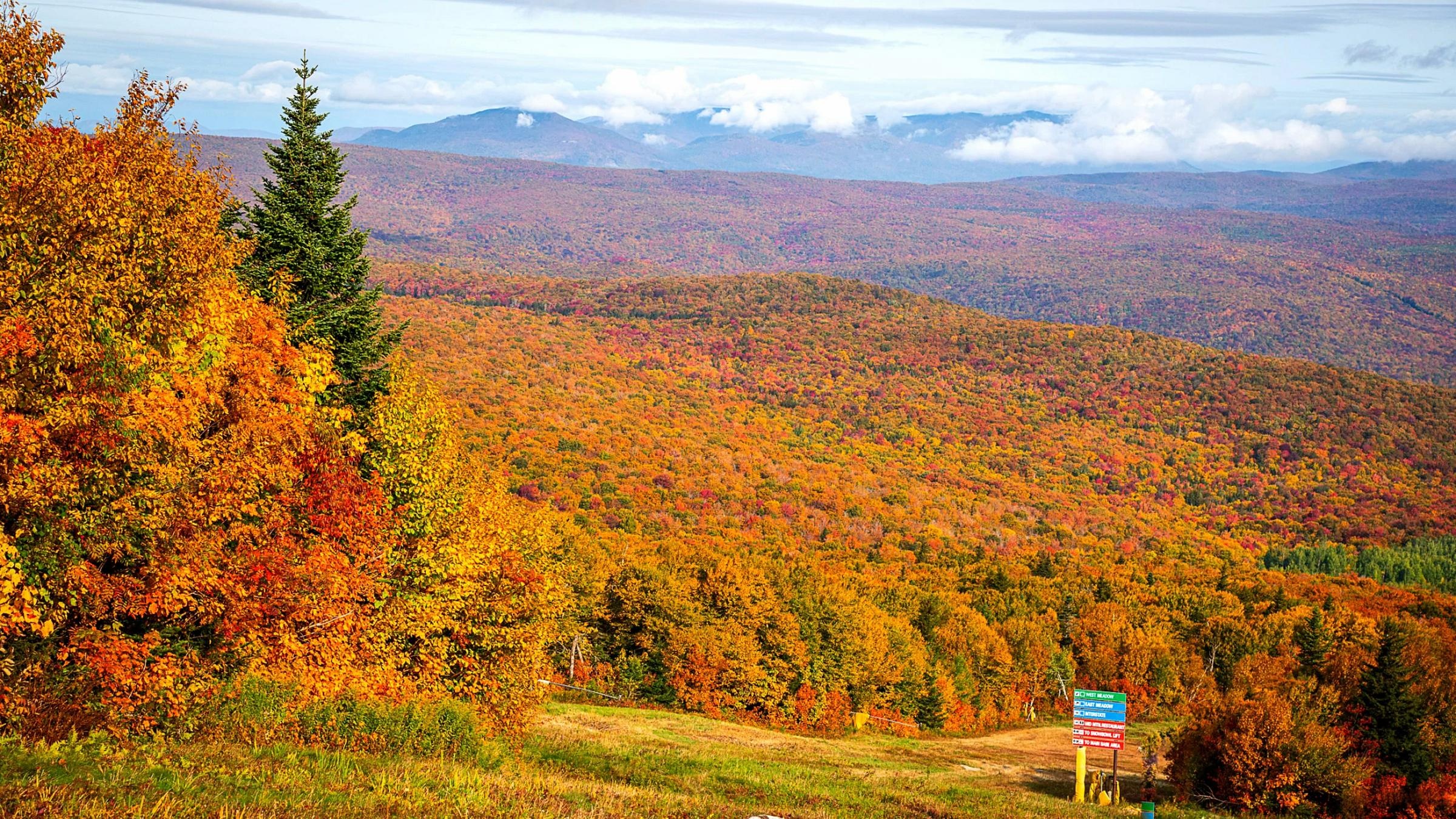 Stratton Mountain, Fall Wallpaper, 2400x1350 HD Desktop