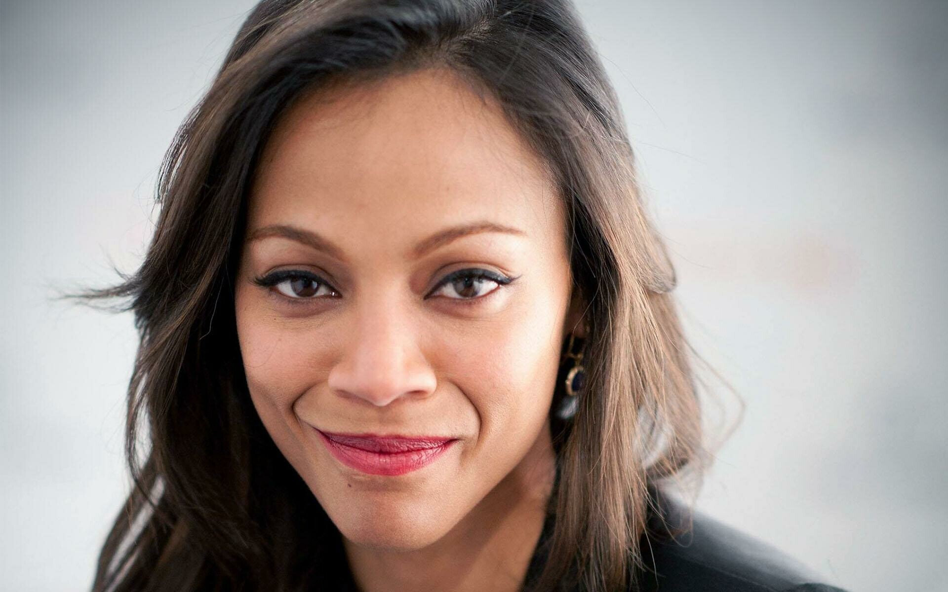 Zoe Saldana, Vibrant wallpapers, Versatile actress, Iconic roles, 1920x1200 HD Desktop