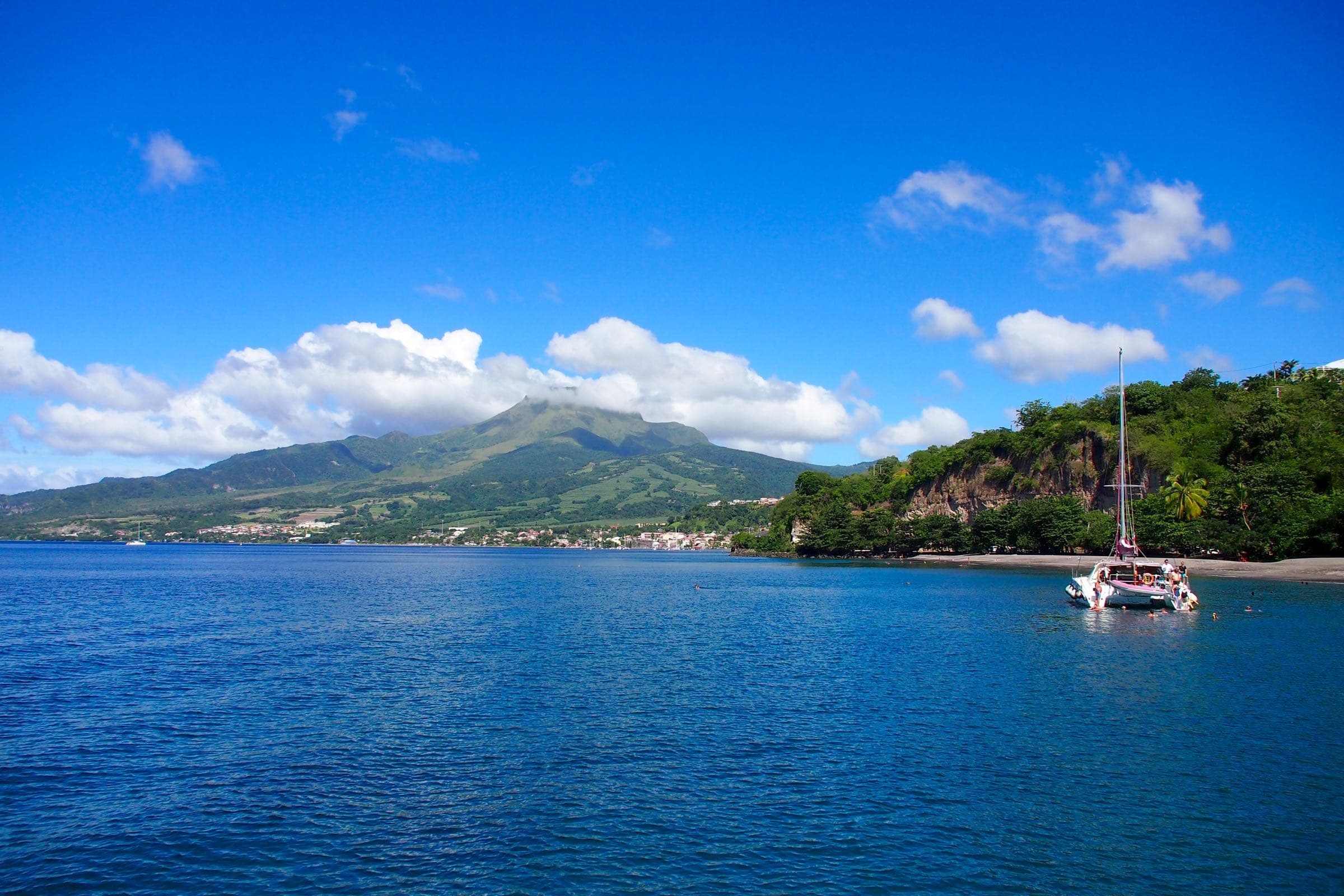 Mount Pelee eruption, French Caribbean adventure, Martinique volcano, Learning experience, 2400x1600 HD Desktop