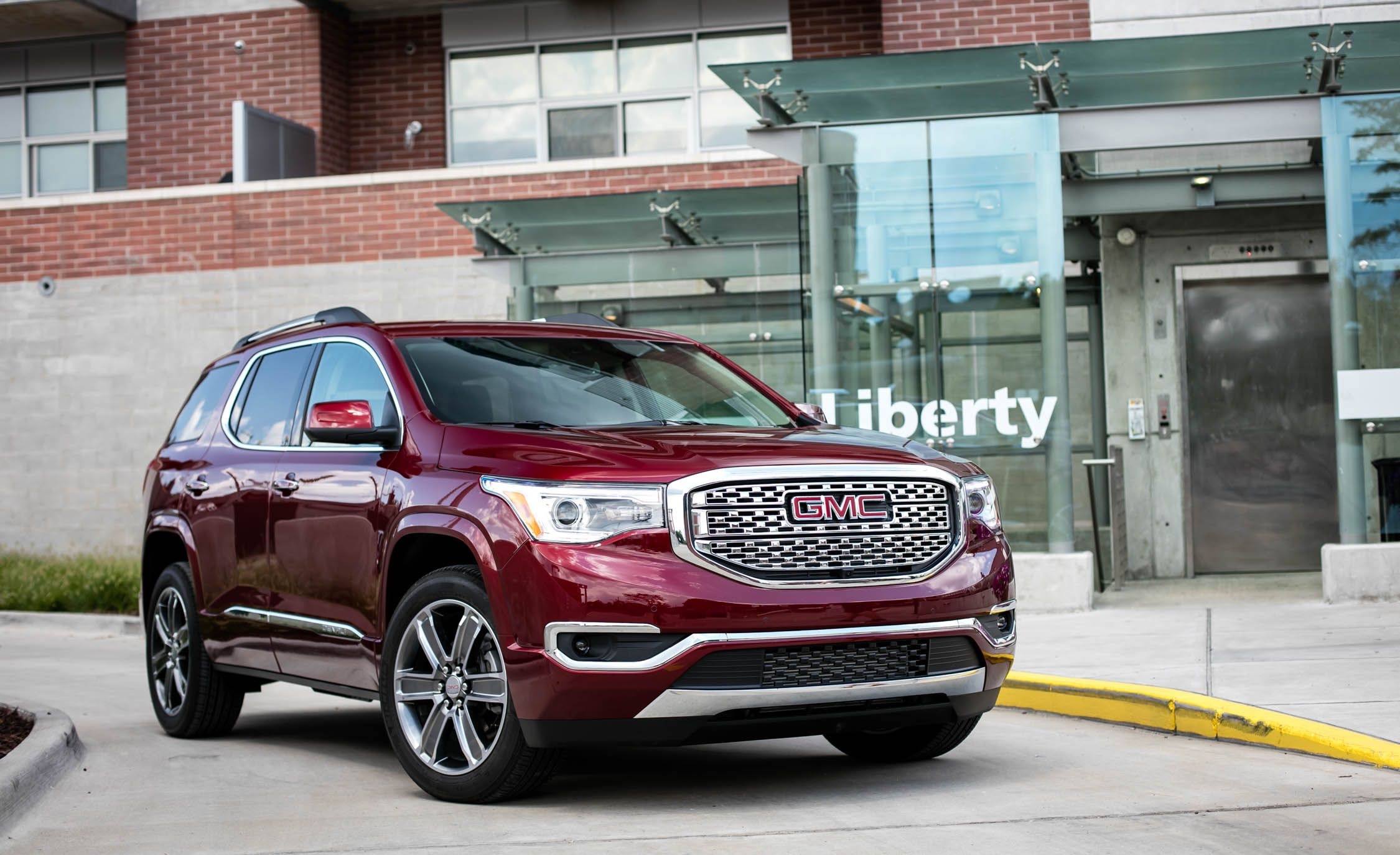 AWD 2017, GMC Acadia Wallpaper, 2250x1380 HD Desktop