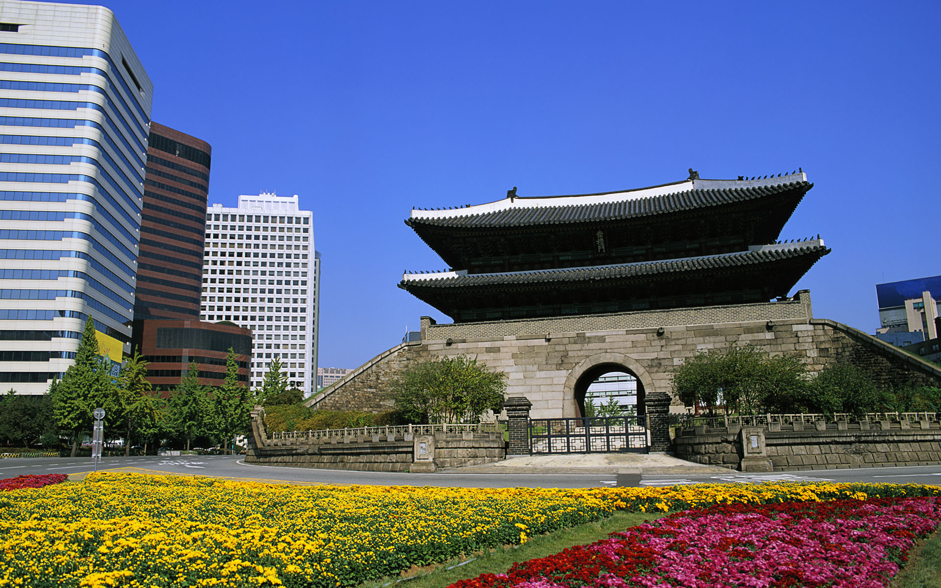 Sungnyemun Gate, Seoul (Korea) Wallpaper, 1920x1200 HD Desktop