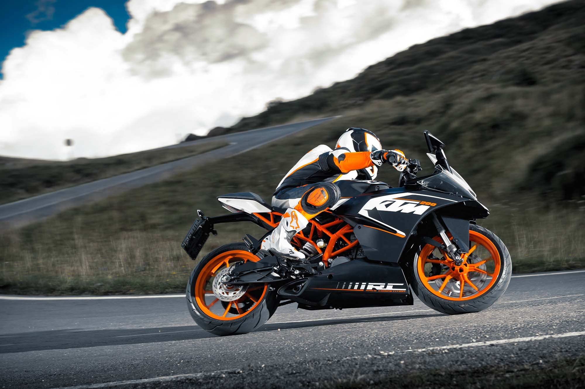 KTM RC, RC200, RC125, Asphalt Rubber, 2000x1340 HD Desktop