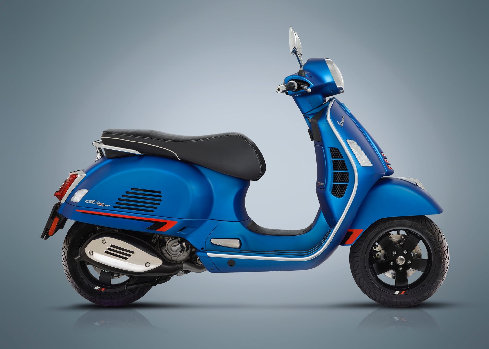 Vespa GTS Super 300, Wide magazine, Wide magazine, 2000x1430 HD Desktop