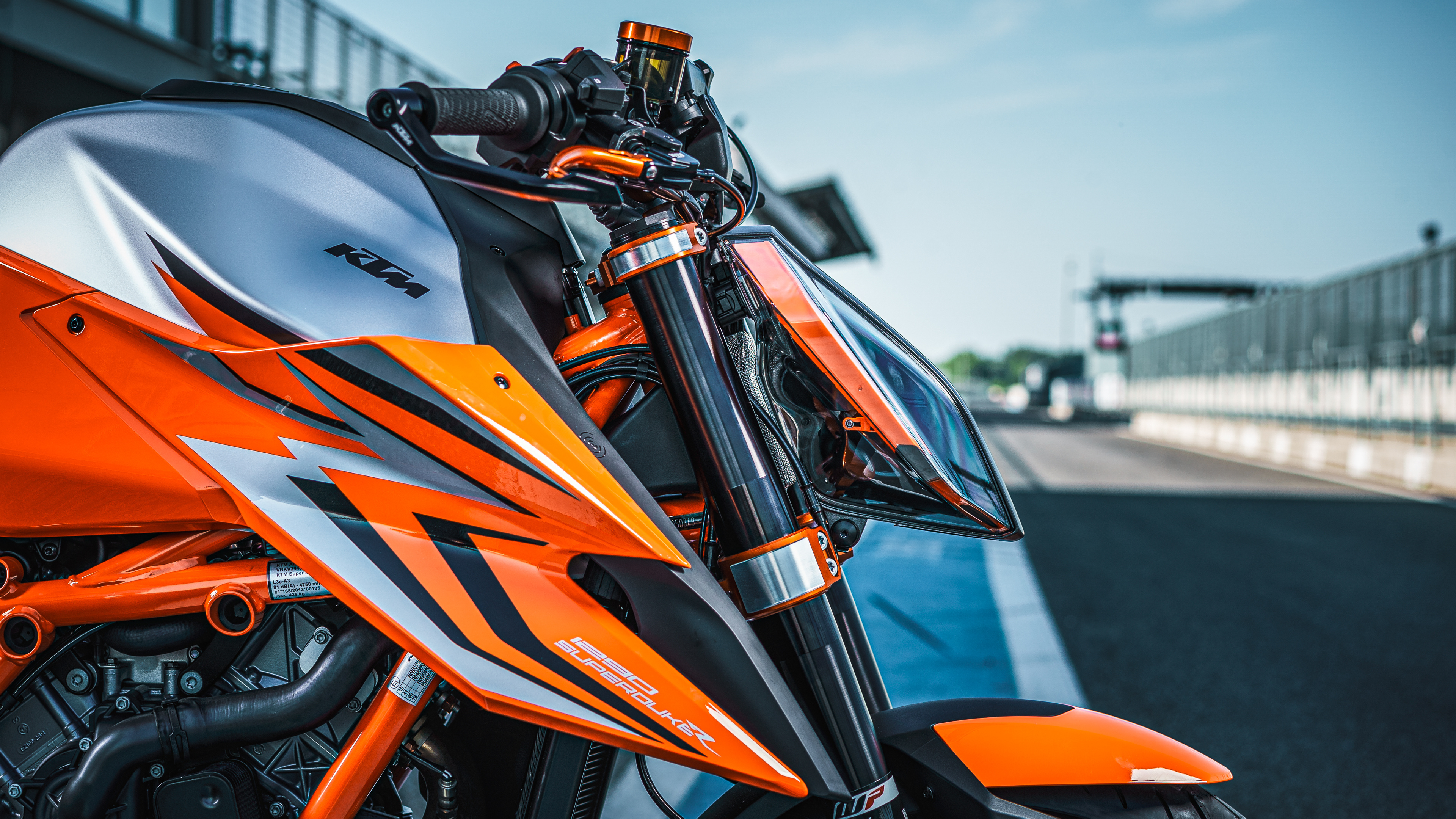 Duke R EVO, KTM 1290 Super Duke GT Wallpaper, 3840x2160 4K Desktop