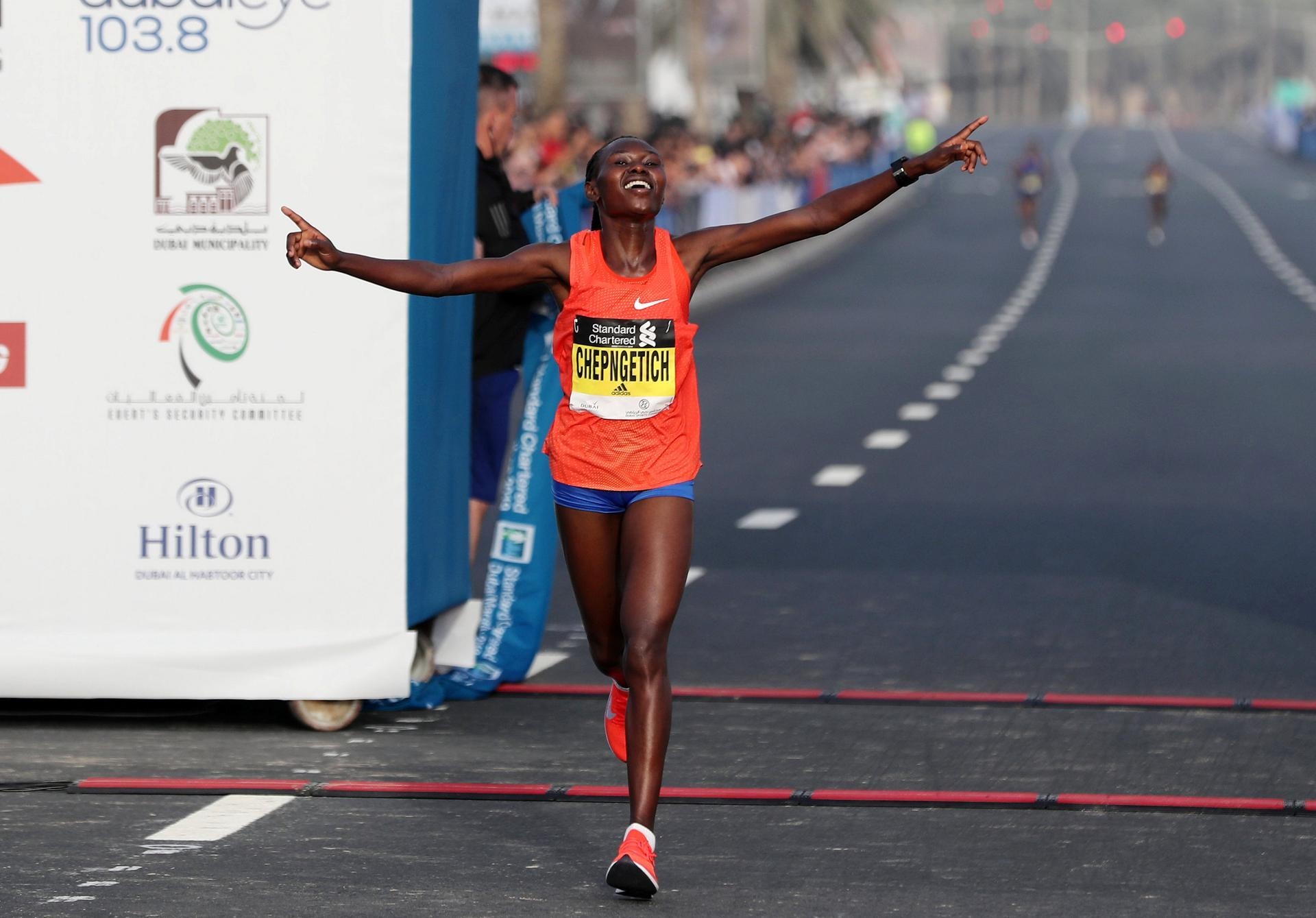 Ruth Chepngetich, Getaneh Molla, Dubai Marathon, 1920x1340 HD Desktop