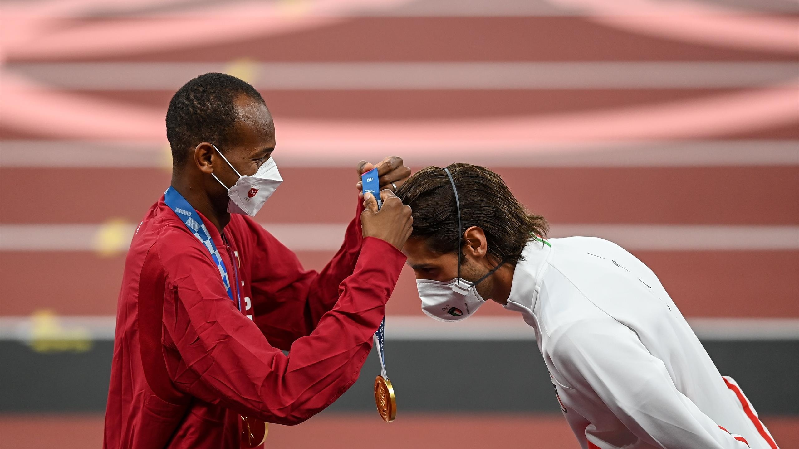 Mutaz Essa Barshim, Tokyo Olympics, Shared gold, Sportsmanship, 2560x1440 HD Desktop