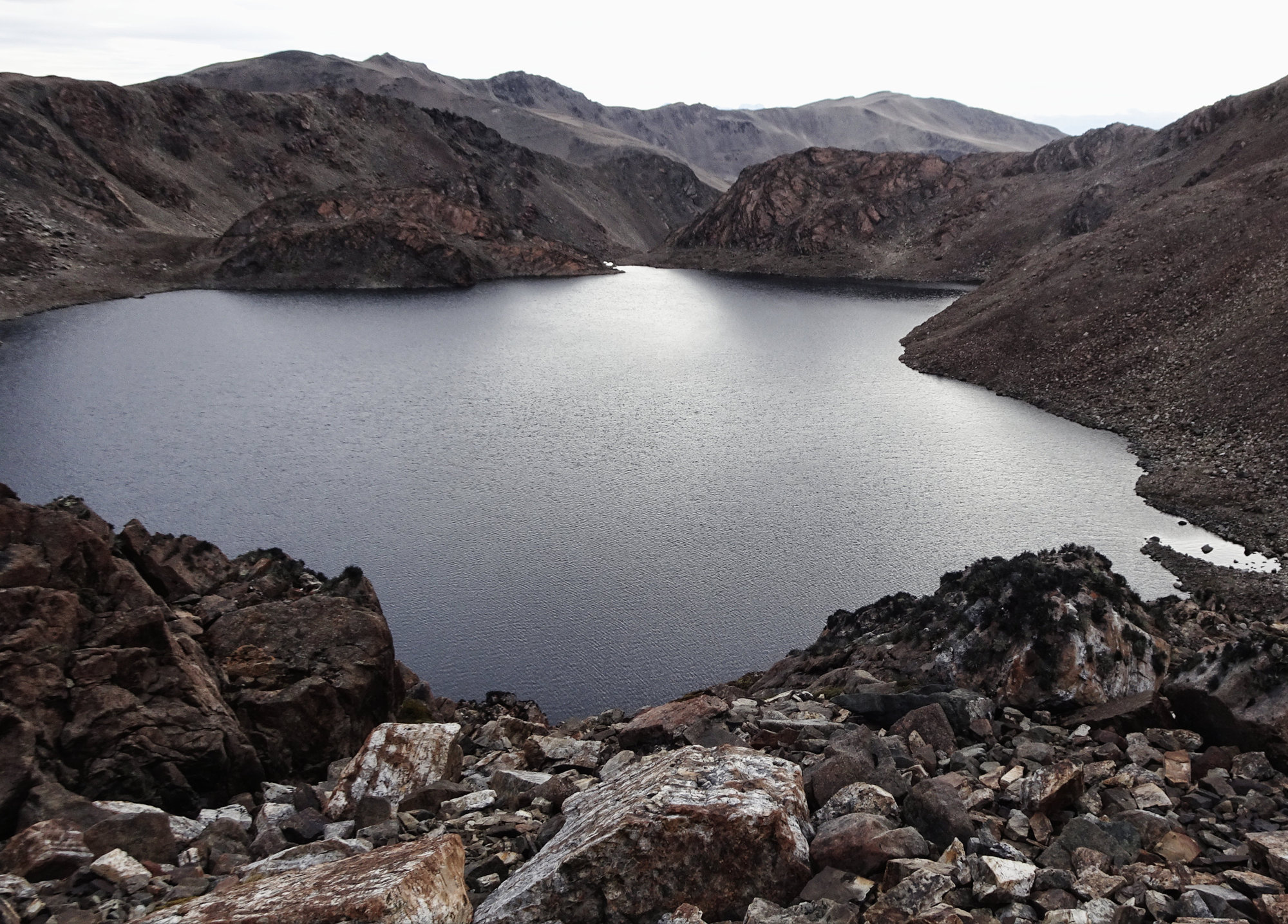 Isla Navarino, Dientes Circuit, Lago Windhond, Trekking, 2000x1440 HD Desktop