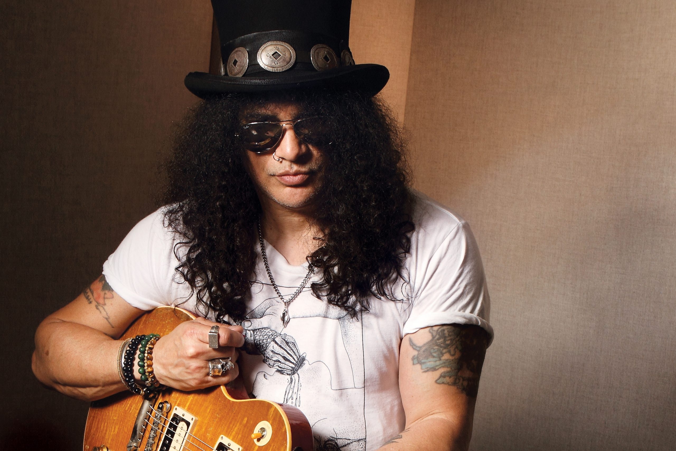 Slash, Multitrack master, Isolated vocal, Raw talent, 2560x1710 HD Desktop