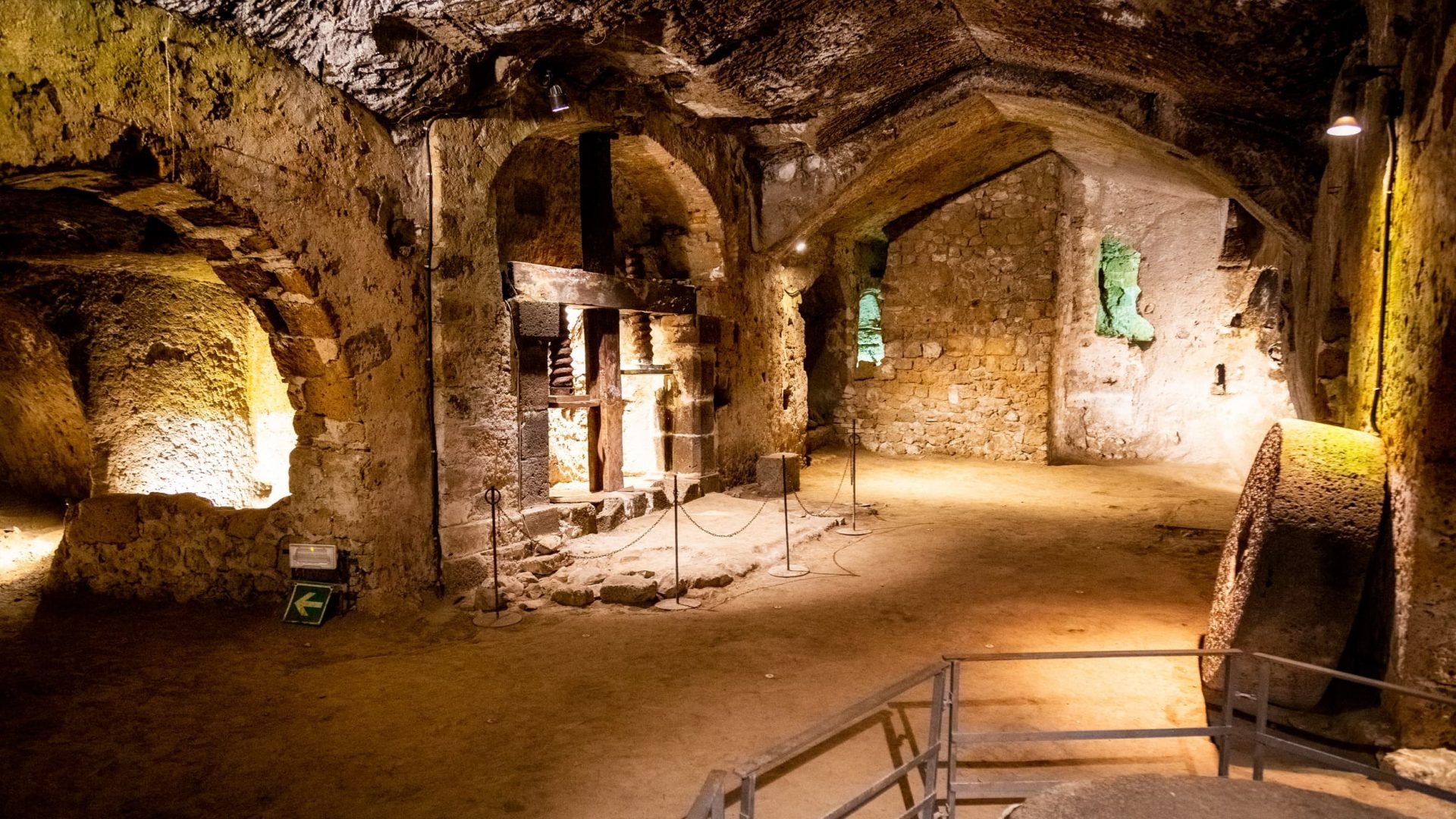 Orvieto, Underground tour, Intriguing discoveries, Hidden secrets, 1920x1080 Full HD Desktop